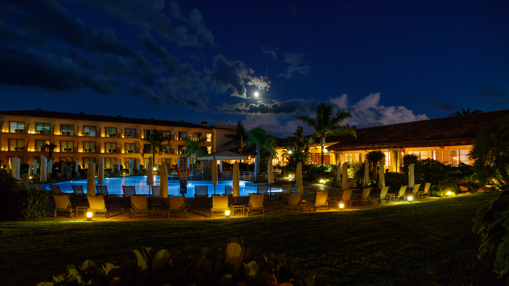 Canon EOS M3 + Canon EF-M 11-22mm F4-5.6 IS STM sample photo. Portblue la quinta hotel & spa photography