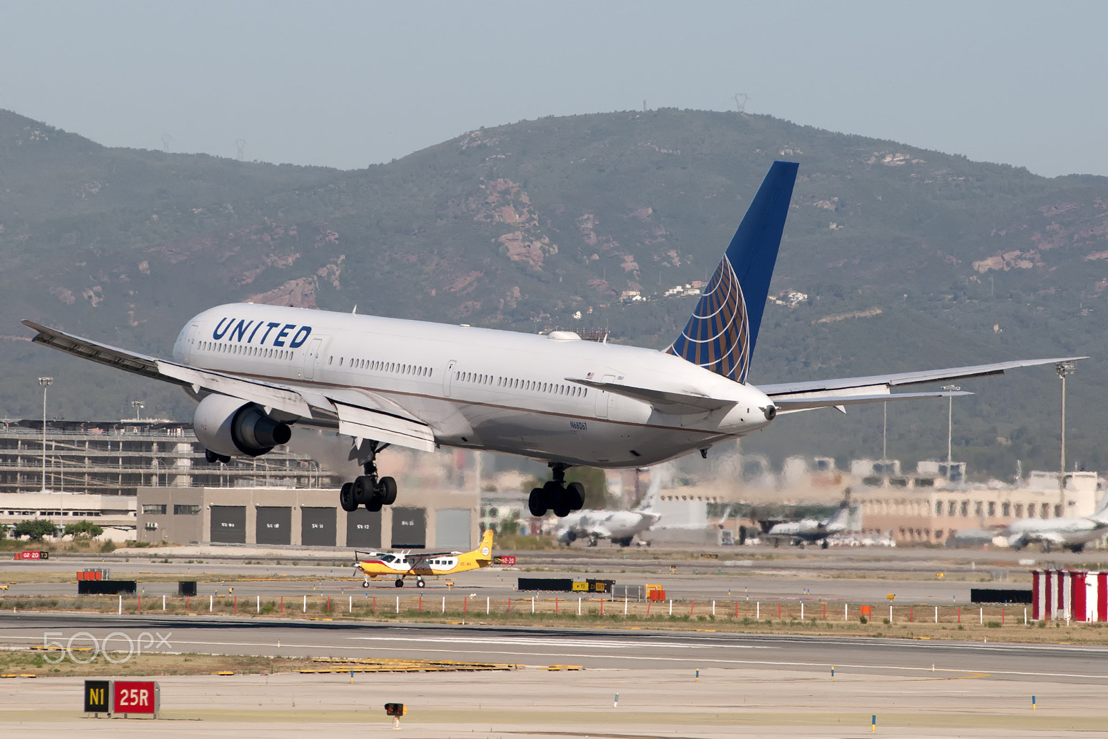 AF Zoom-Nikkor 80-200mm f/2.8 ED sample photo. Coa b767-424(er) n68061 photography