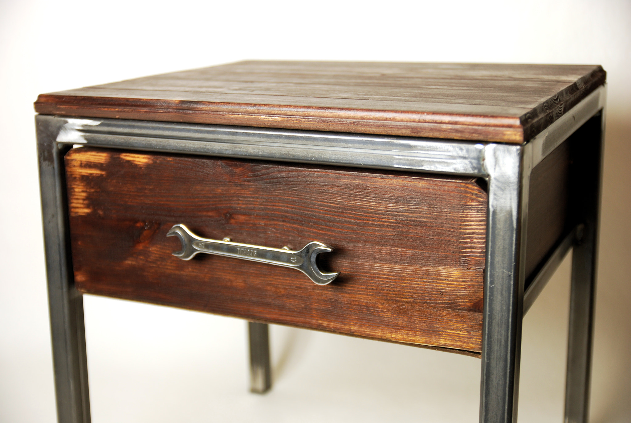 Nikon D40X sample photo. Table photography