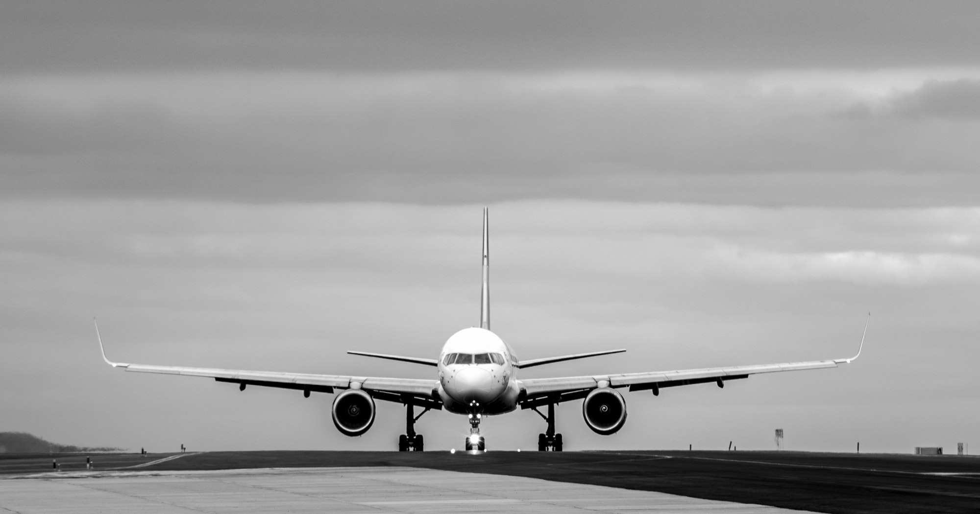Tamron SP 70-200mm F2.8 Di VC USD sample photo. Aeropuertos photography