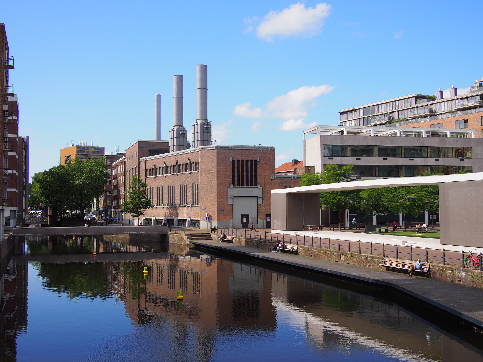 Olympus PEN E-PL5 + Panasonic Lumix G 20mm F1.7 ASPH sample photo. Rotterdam factory delftse vaart photography