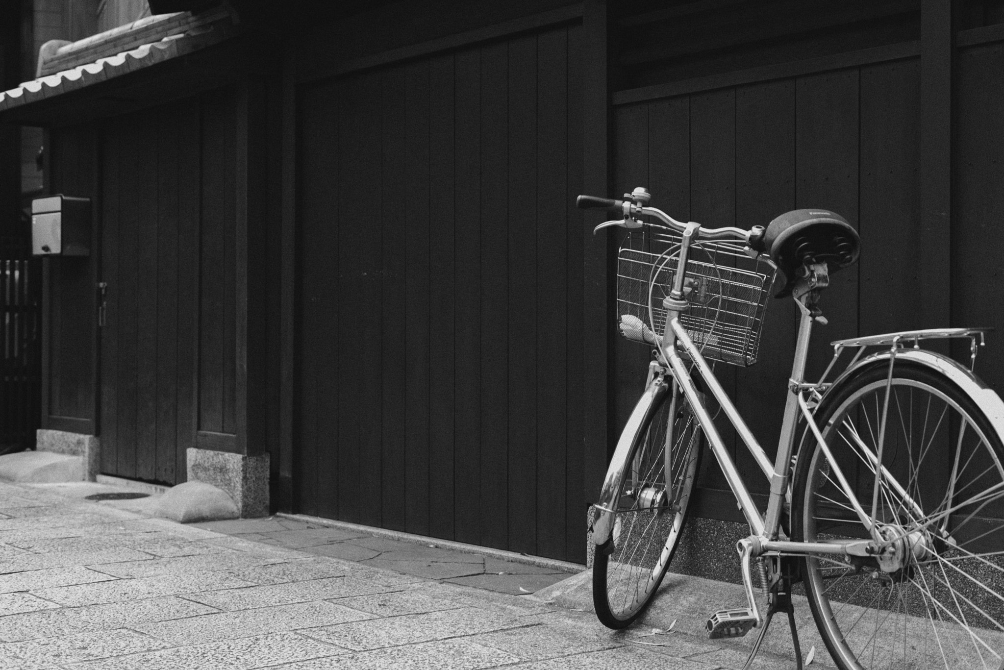ZEISS Planar T* 50mm F1.4 sample photo. Lone rider photography