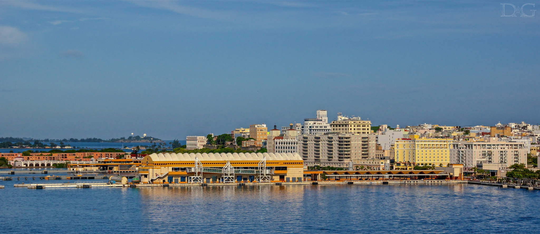 Sony SLT-A77 + Tamron AF 28-105mm F4-5.6 [IF] sample photo. Skyline von san juan - 08 photography