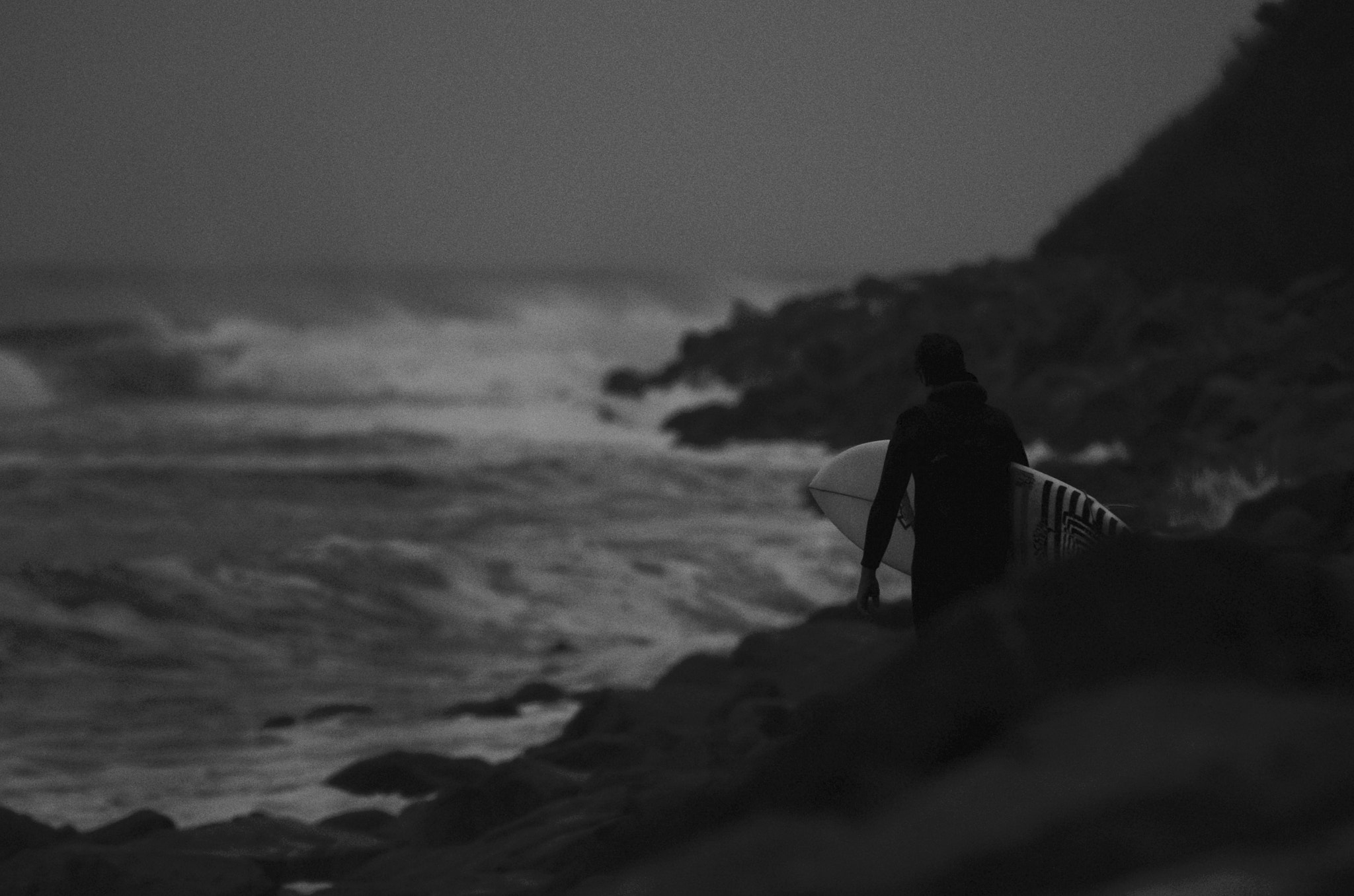 Pentax K-50 + Sigma 70-200mm F2.8 EX DG Macro HSM II sample photo. Secret point break, nh. surf photography