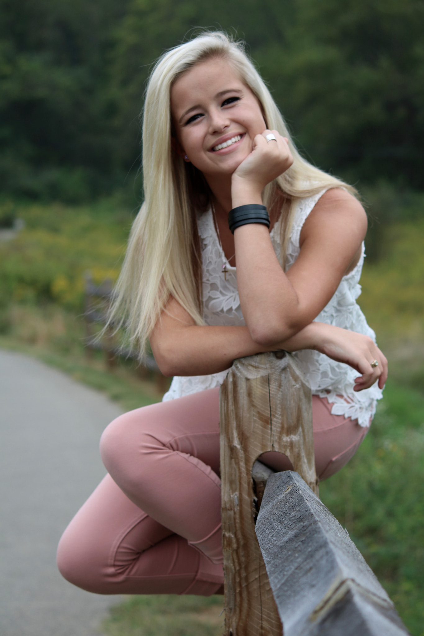 Canon EF-S 55-250mm F4-5.6 IS sample photo. Senior photography