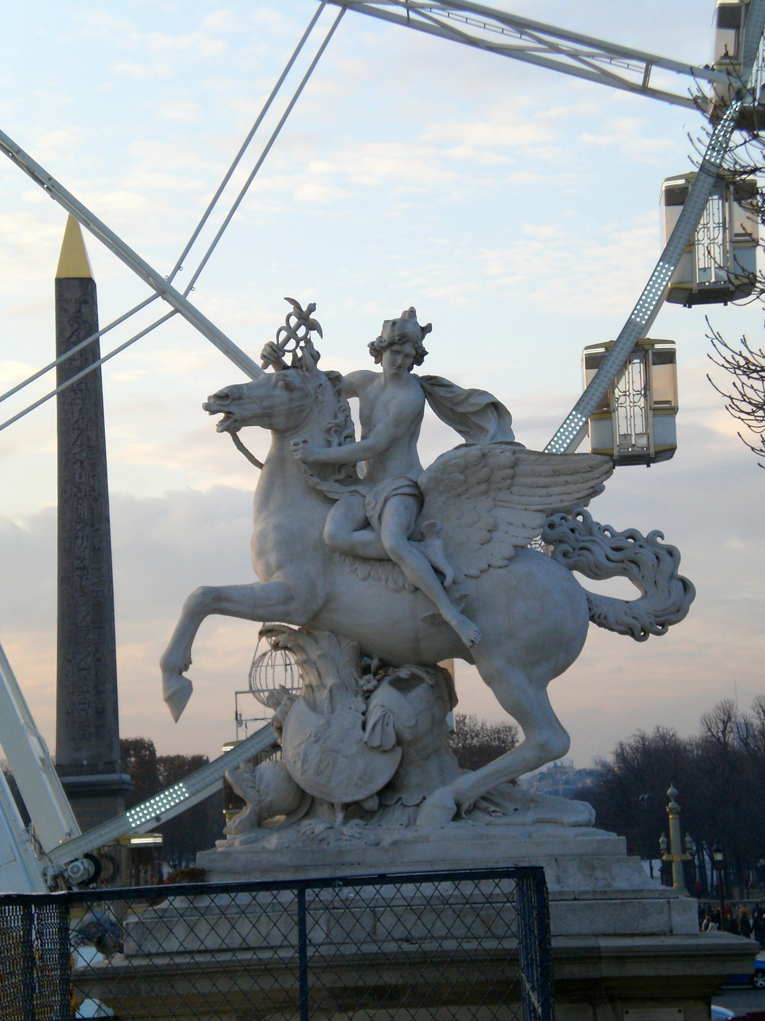CASIO EX-Z75 sample photo. Sunset in paris photography