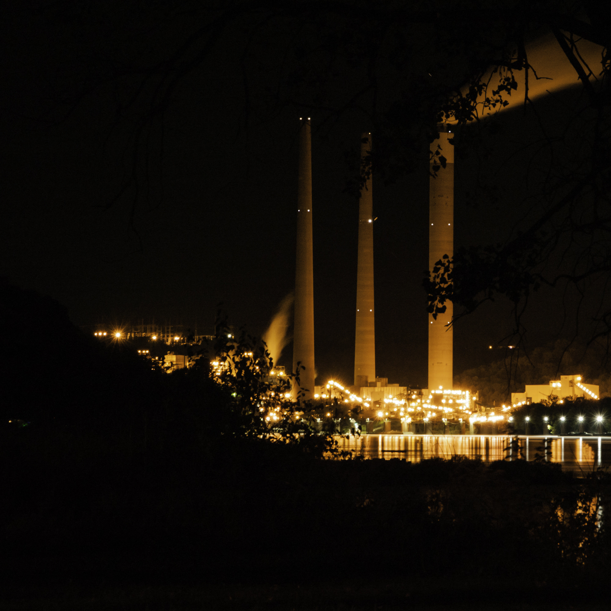 Pentax K20D sample photo. Power plant at nightwer pla photography