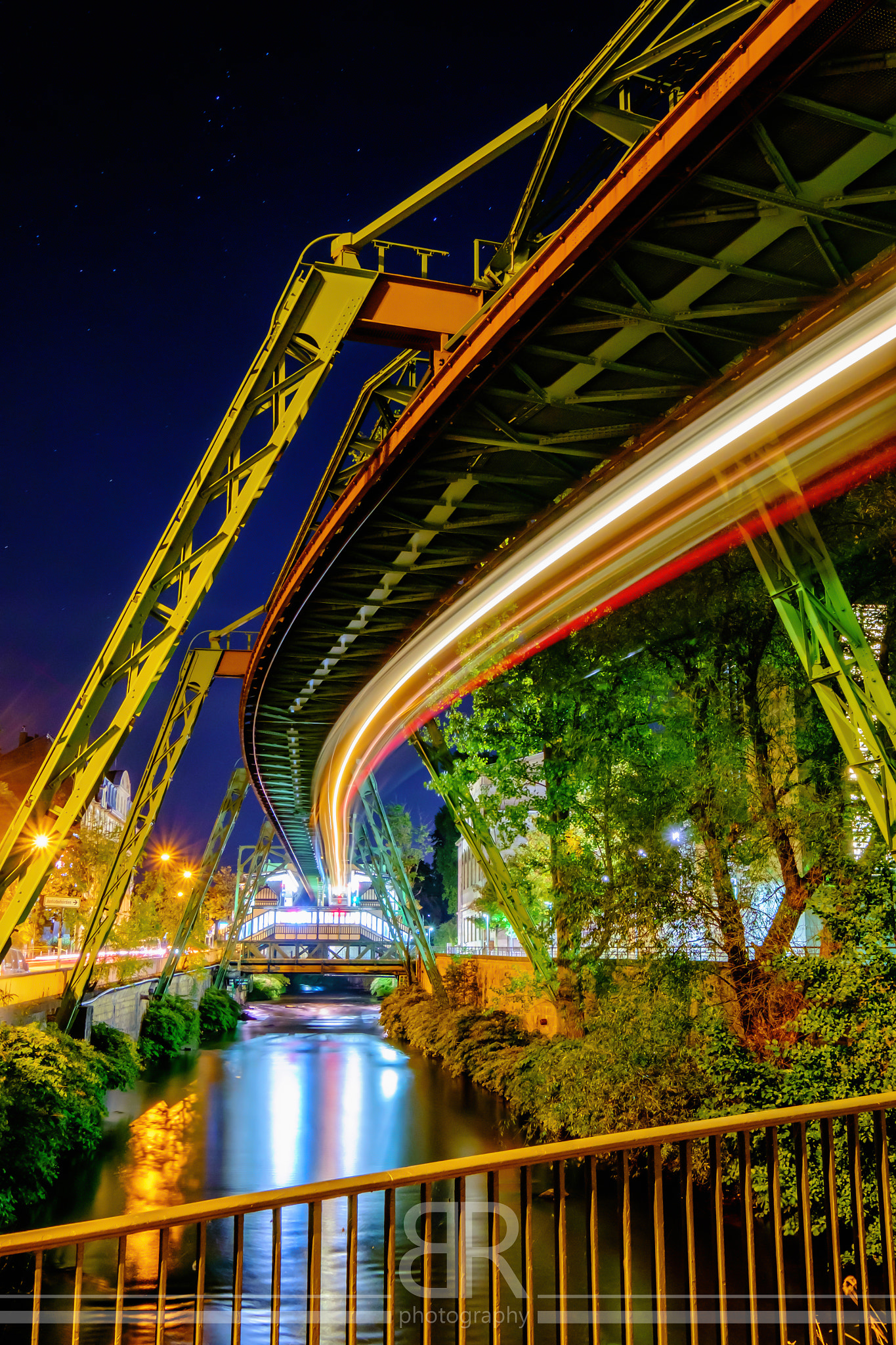 Fujifilm X-M1 + Fujifilm XF 10-24mm F4 R OIS sample photo. Wuppertal suspension railway at night photography