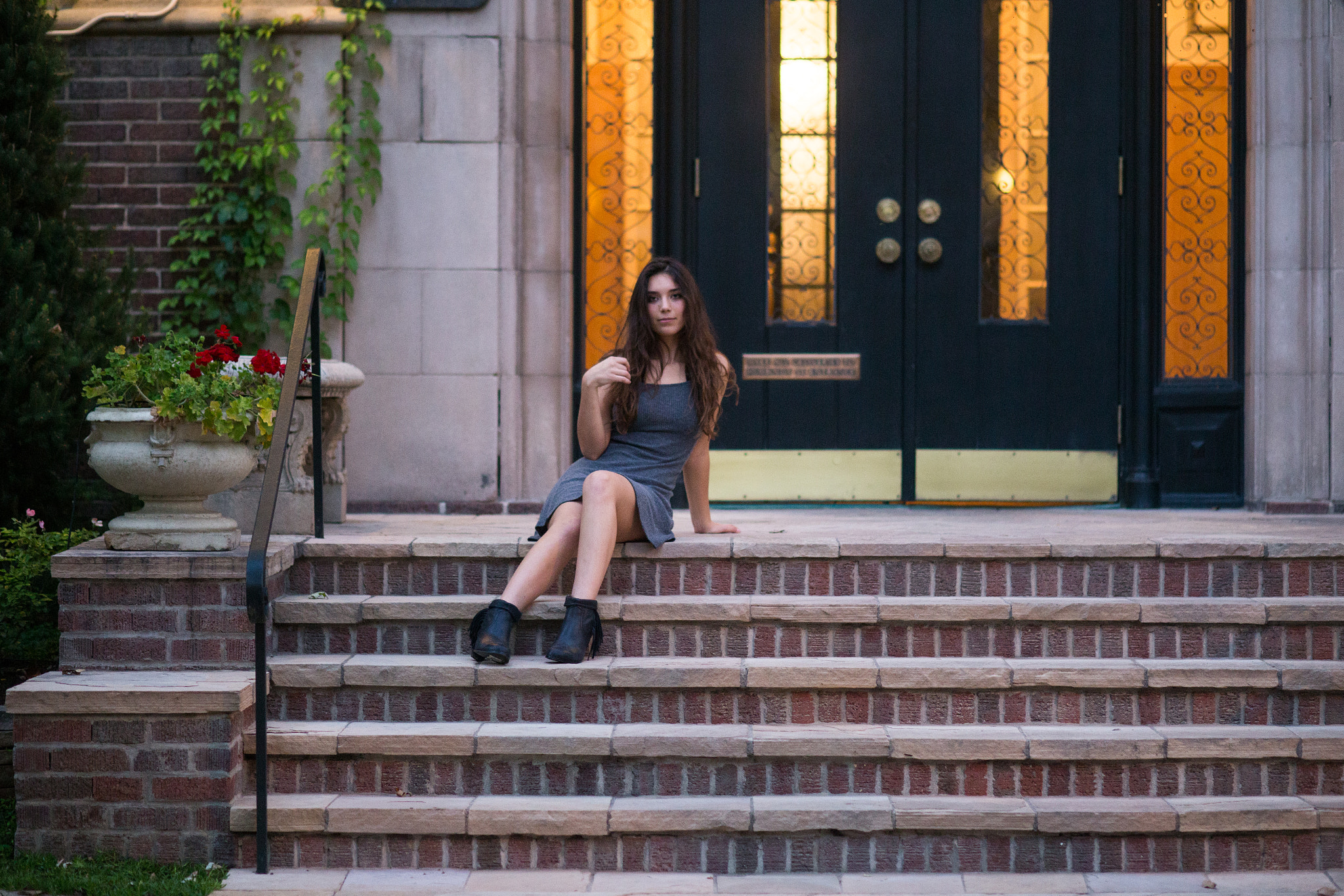 Canon EOS 6D + Canon EF 100mm F2.0 USM sample photo. Capital hill fashion photography