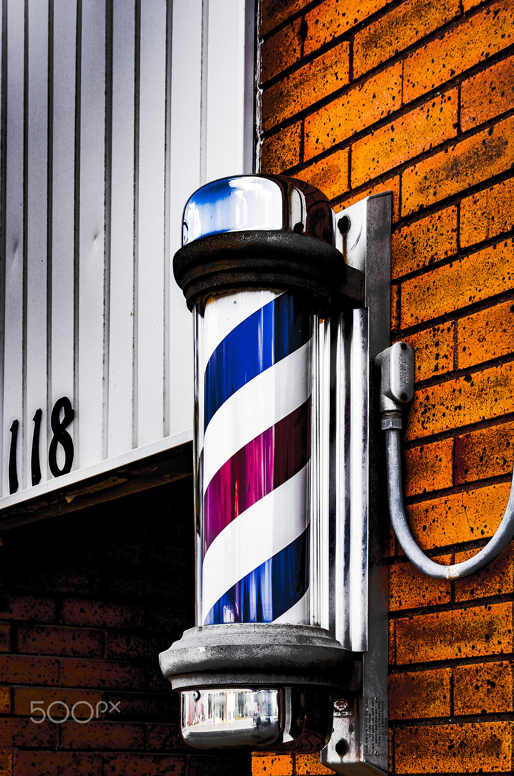 Sigma 17-70mm F2.8-4 DC Macro HSM | C sample photo. Barber pole photography