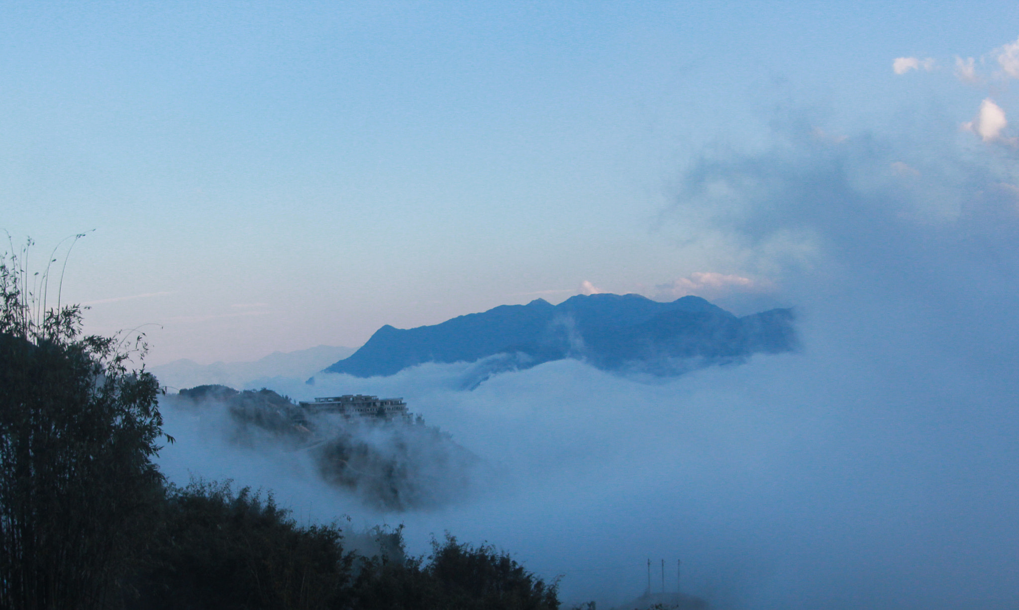 Canon EOS 60D + Canon EF 24-85mm F3.5-4.5 USM sample photo. Sapa from homestay view photography