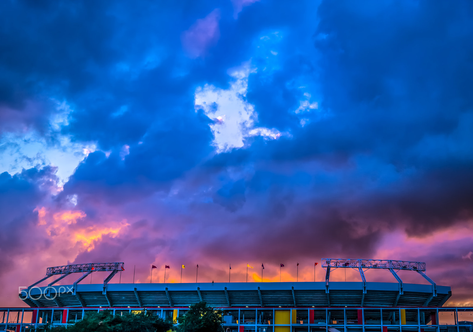 Samsung NX30 + Samsung NX 18-55mm F3.5-5.6 OIS sample photo. Camping world stadium photography