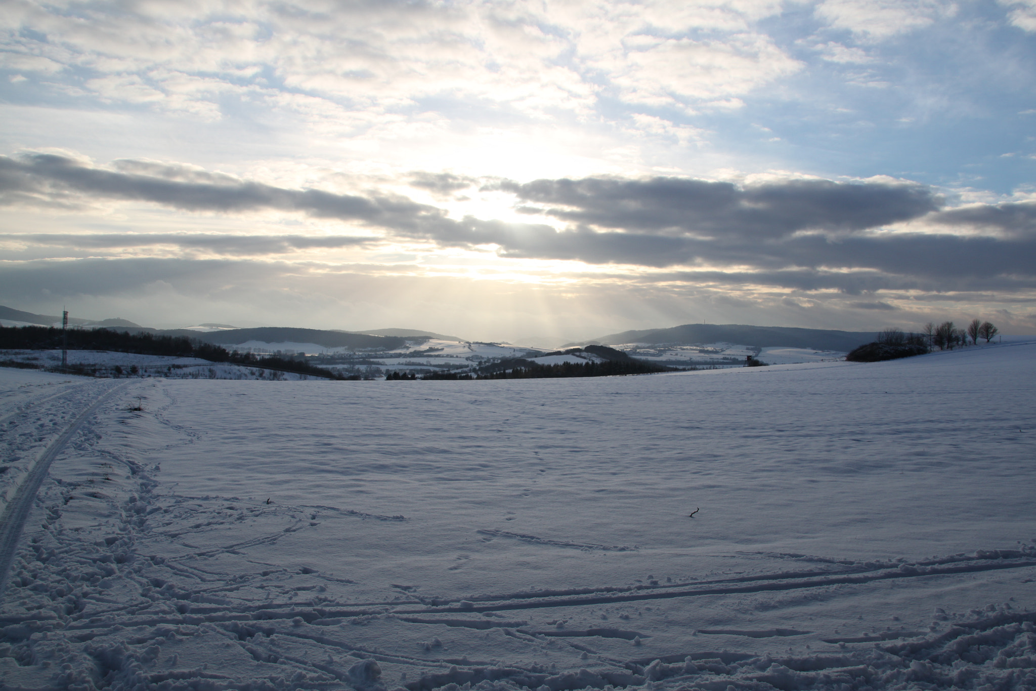 Sigma 18-200mm f/3.5-6.3 DC OS sample photo. Sundown in winter photography