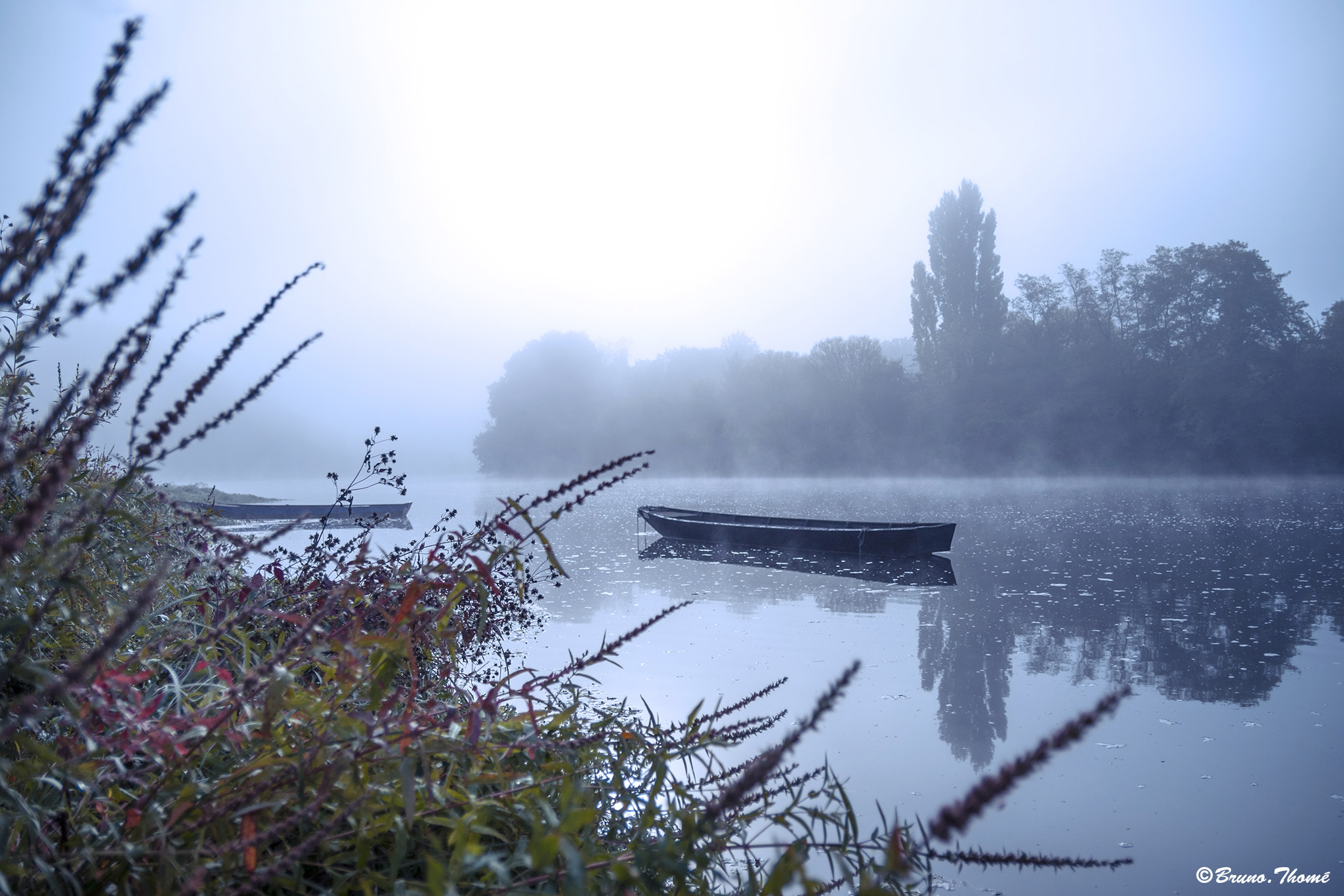 Sigma 17-50mm F2.8 EX DC HSM sample photo. On the river photography