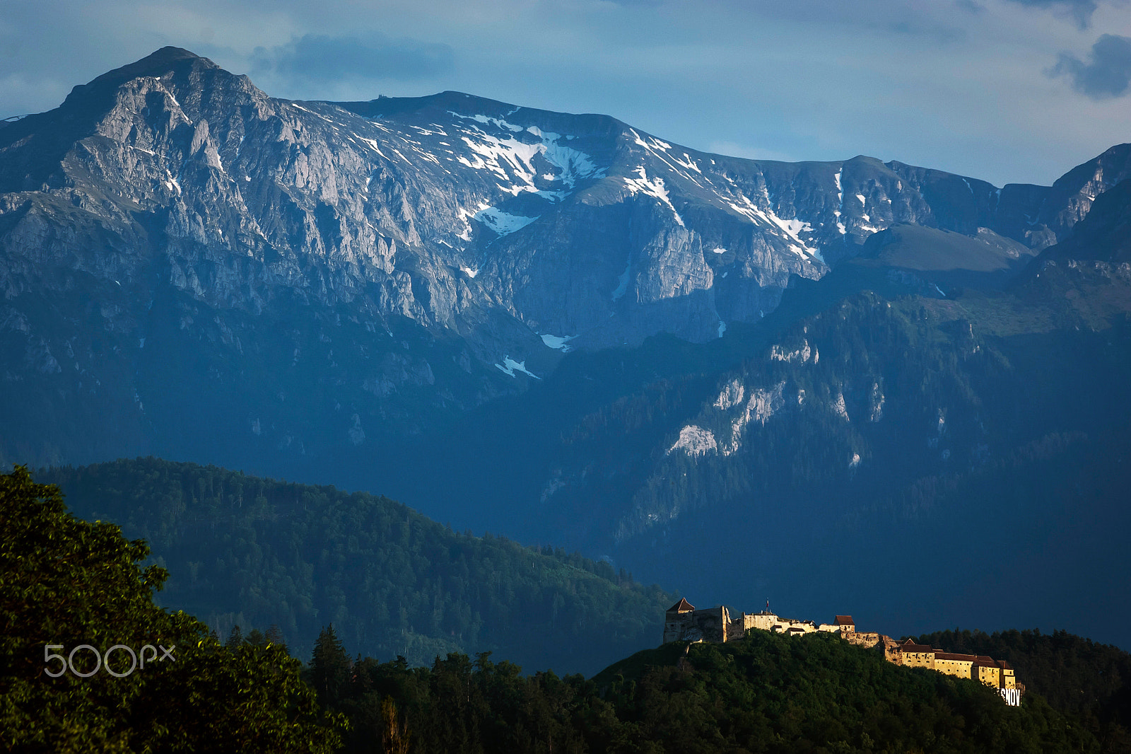 Pentax K200D + Pentax smc DA 55-300mm F4.0-5.8 ED sample photo. Citadel in the mountains photography