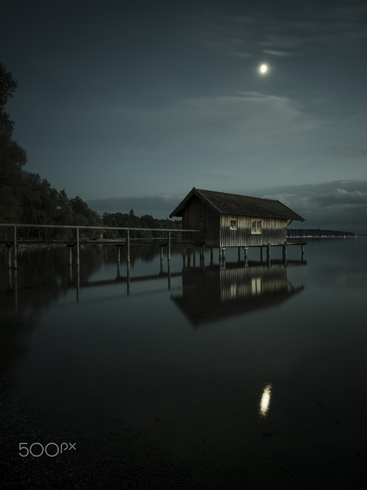 Nikon D800E + Nikon PC-E Nikkor 24mm F3.5D ED Tilt-Shift sample photo. Half moon at the boathouse photography