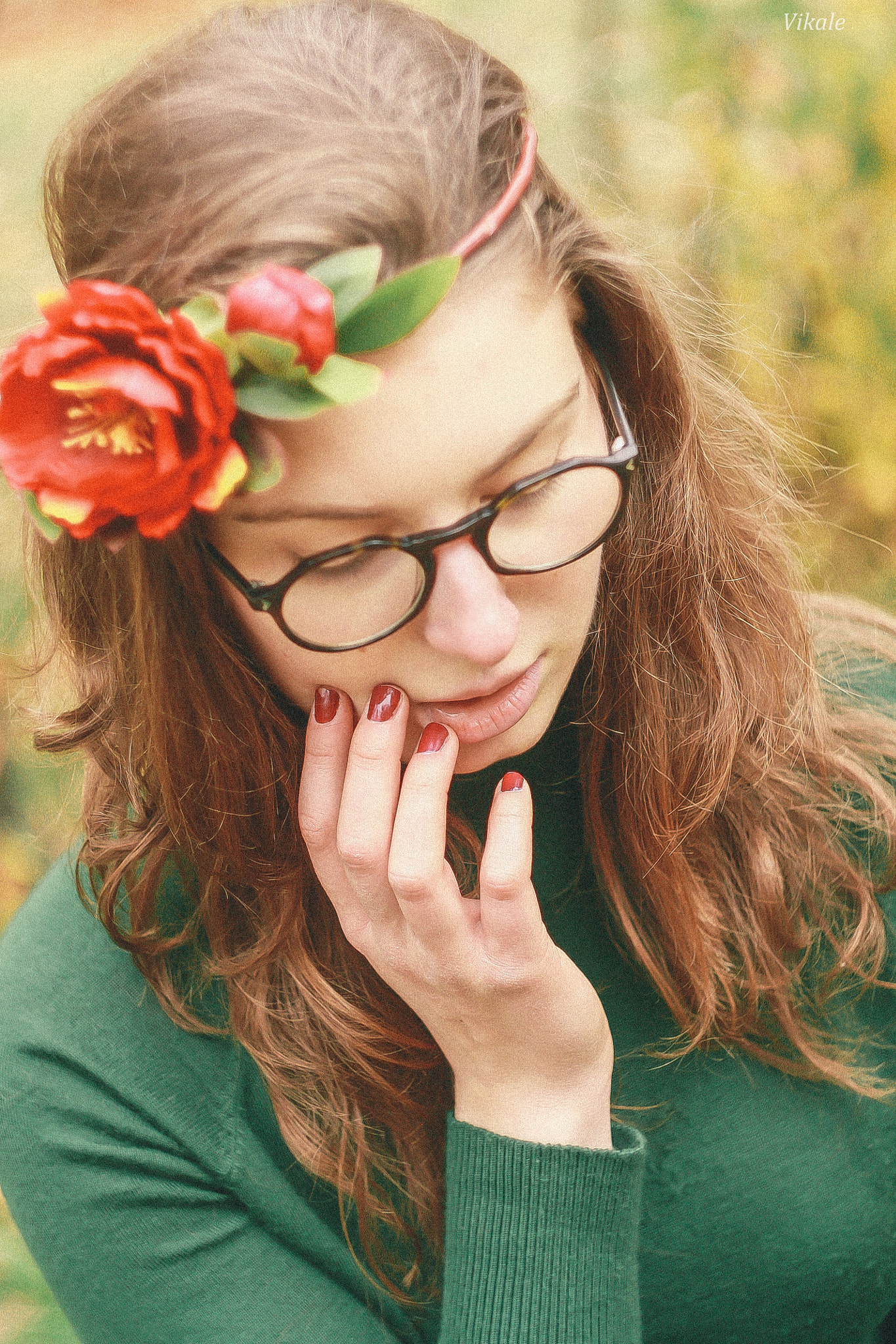 Canon EF 35-80mm f/4-5.6 sample photo. Autumn girl photography