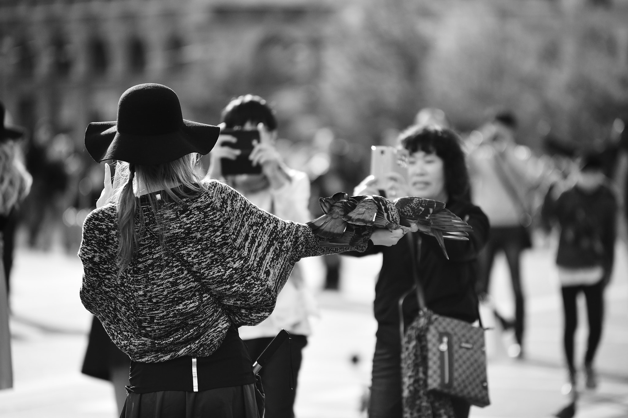 Sigma 70-200mm F2.8 EX DG OS HSM sample photo. Street photography photography