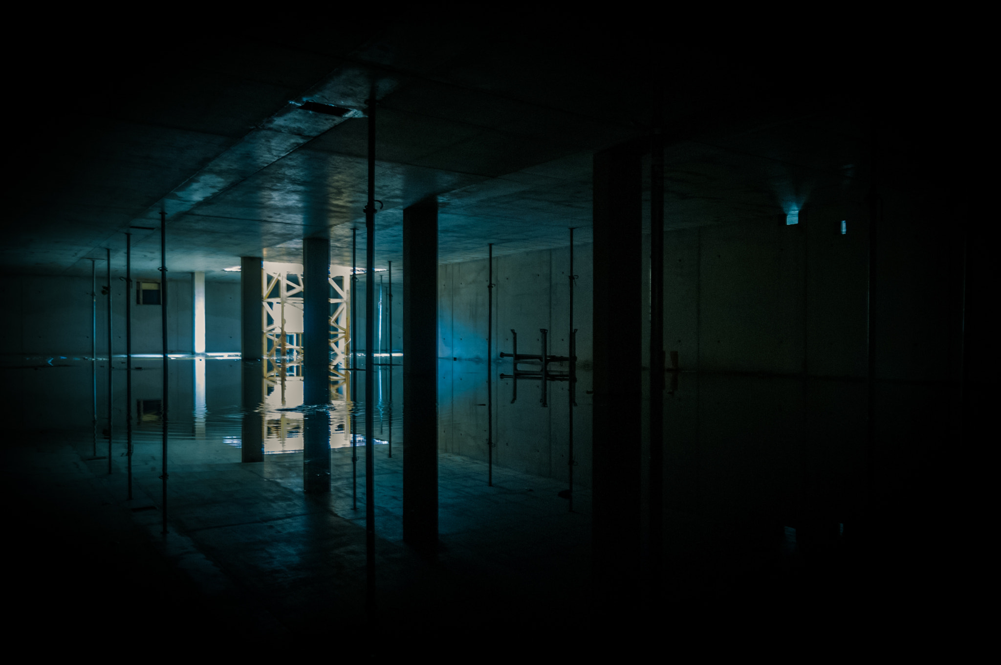 Nikon AF-S Nikkor 14-24mm F2.8G ED sample photo. Underground parking deck floated by water photography