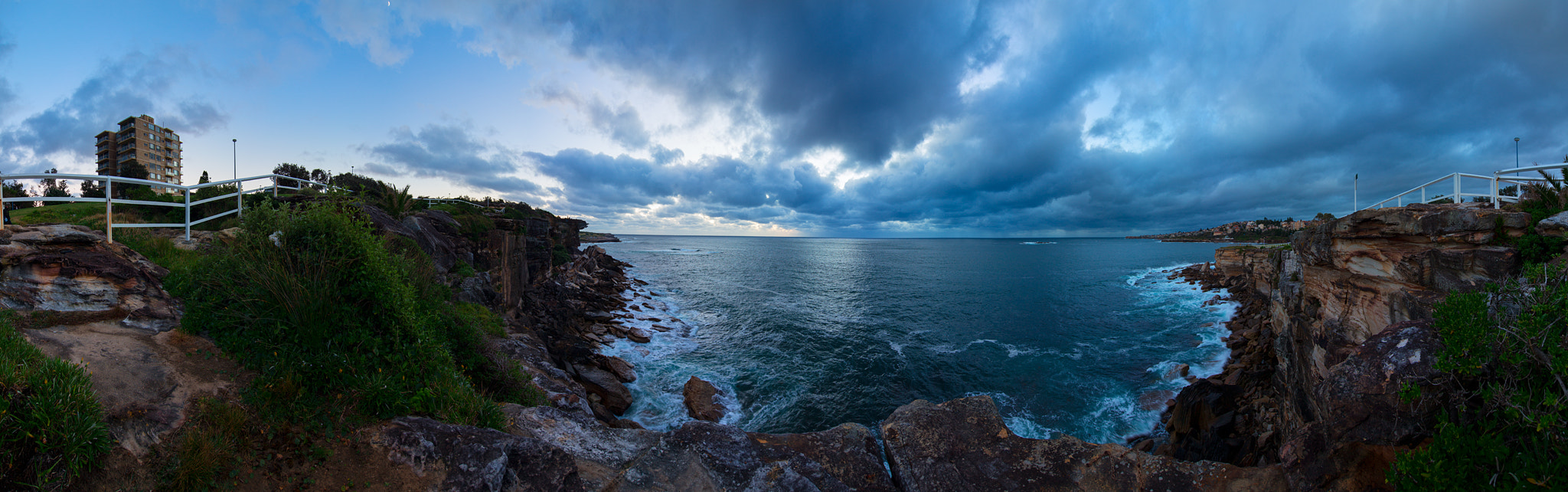 Tokina AT-X Pro 12-24mm F4 (IF) DX sample photo. Coogee dolphins point nsw australia photography