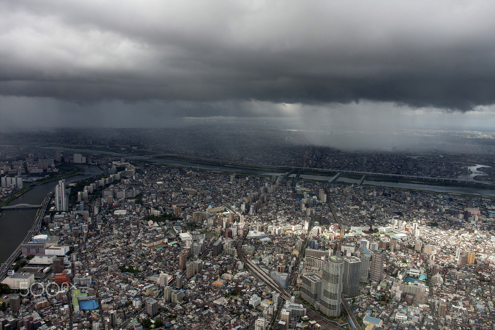 Canon EOS 40D + Canon EF 17-40mm F4L USM sample photo. Under the clouds photography