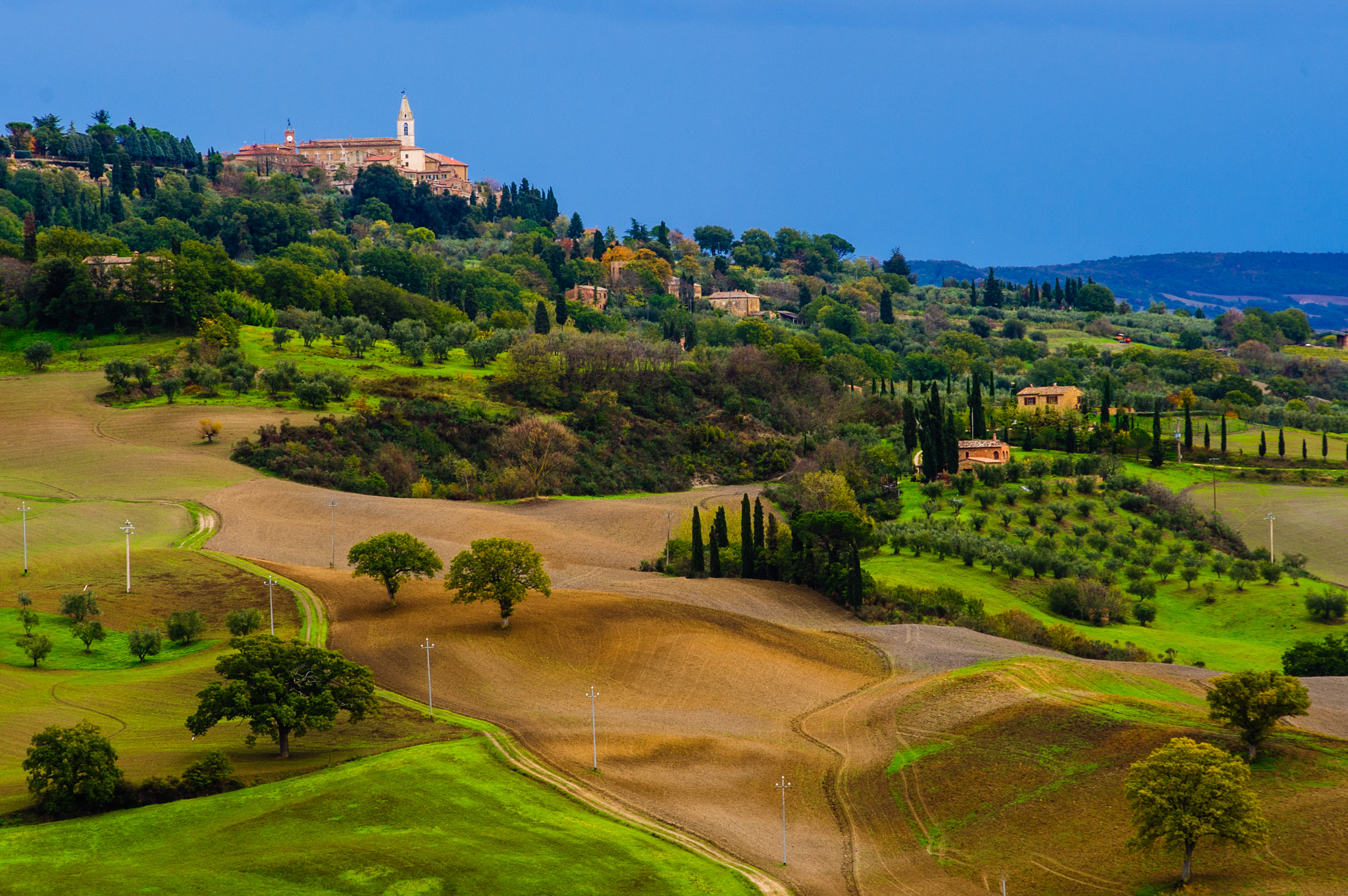 Nikon D700 + AF Nikkor 70-210mm f/4-5.6 sample photo. The hill of pienza photography