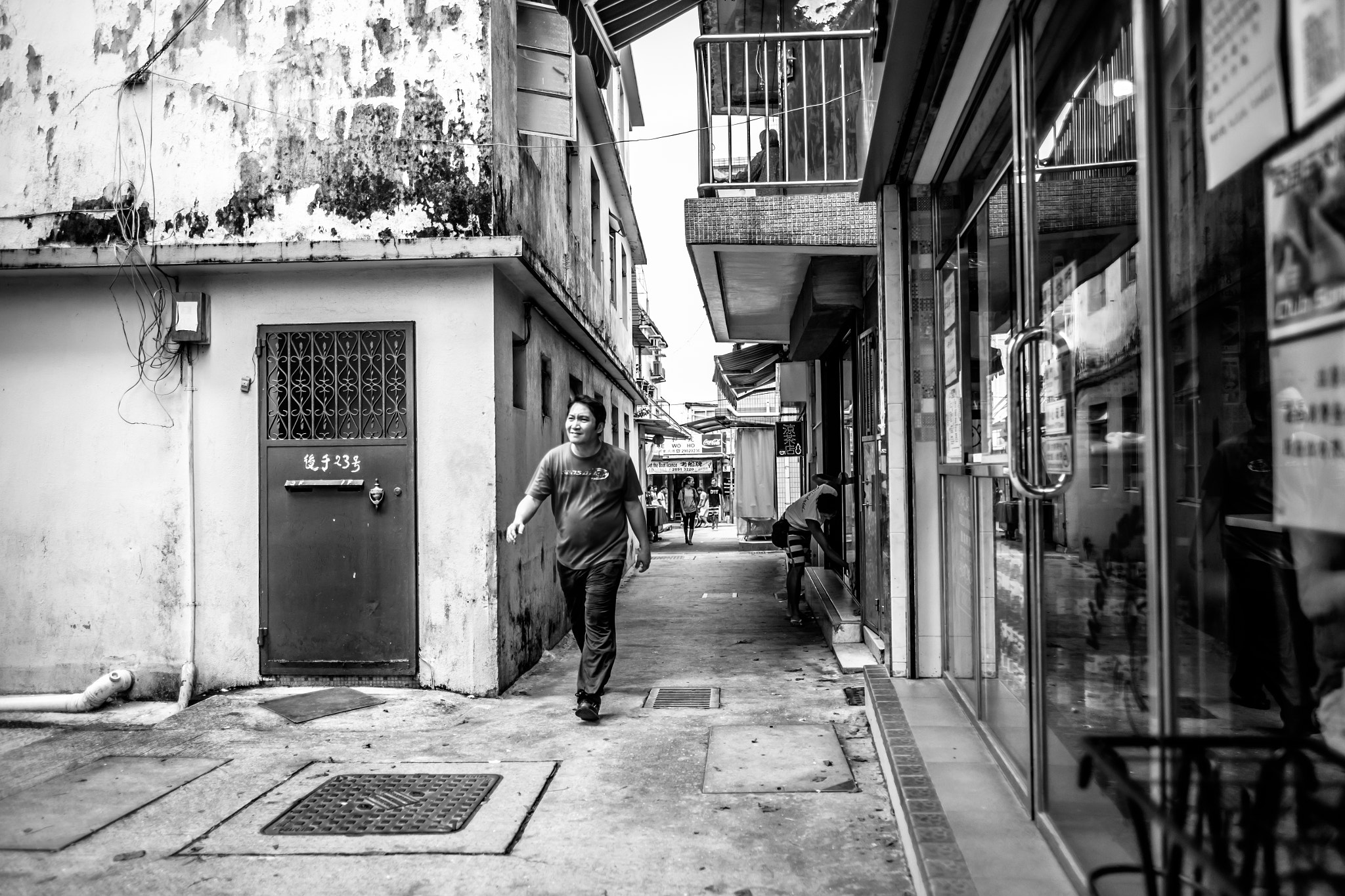 Fujifilm X-T10 + Fujifilm XF 16mm F1.4 R WR sample photo. A happy man photography