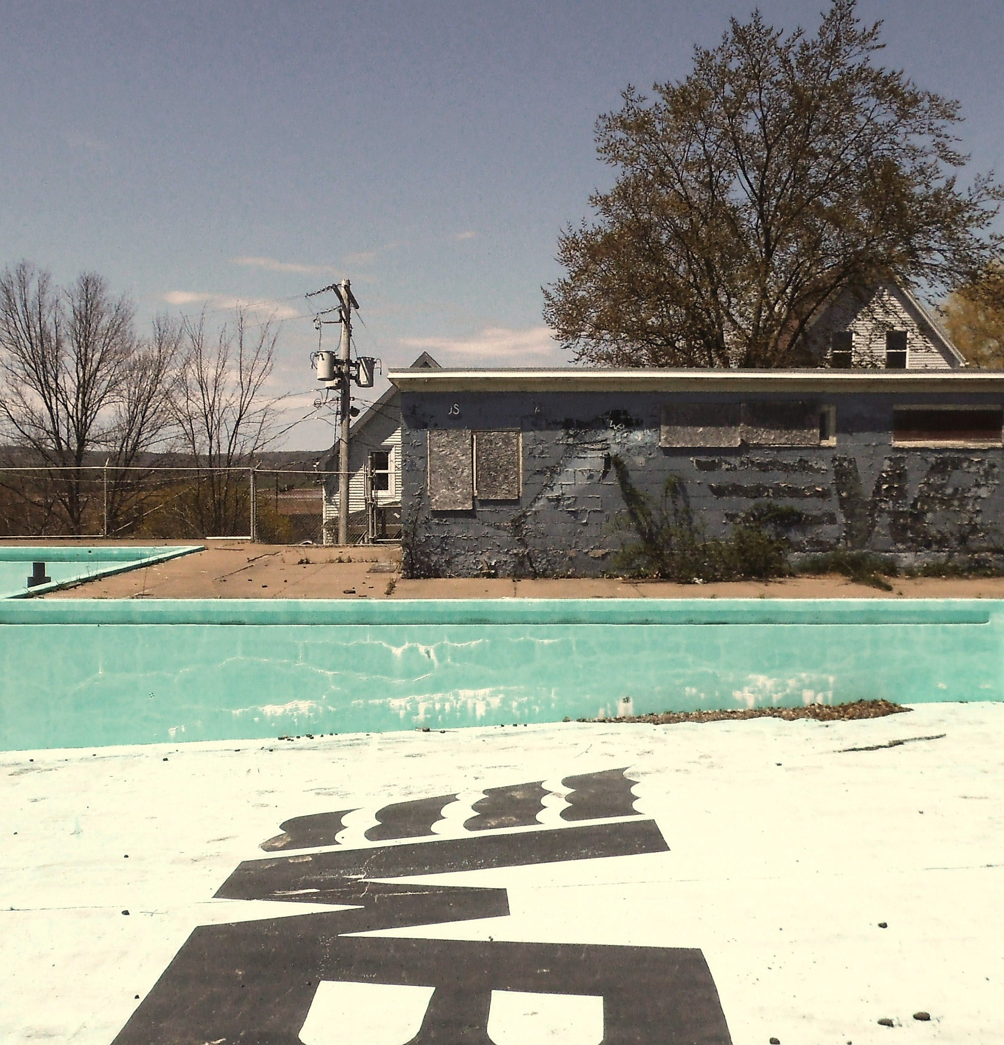 Fujifilm FinePix JZ200/JZ210 sample photo. Windsor pool photography