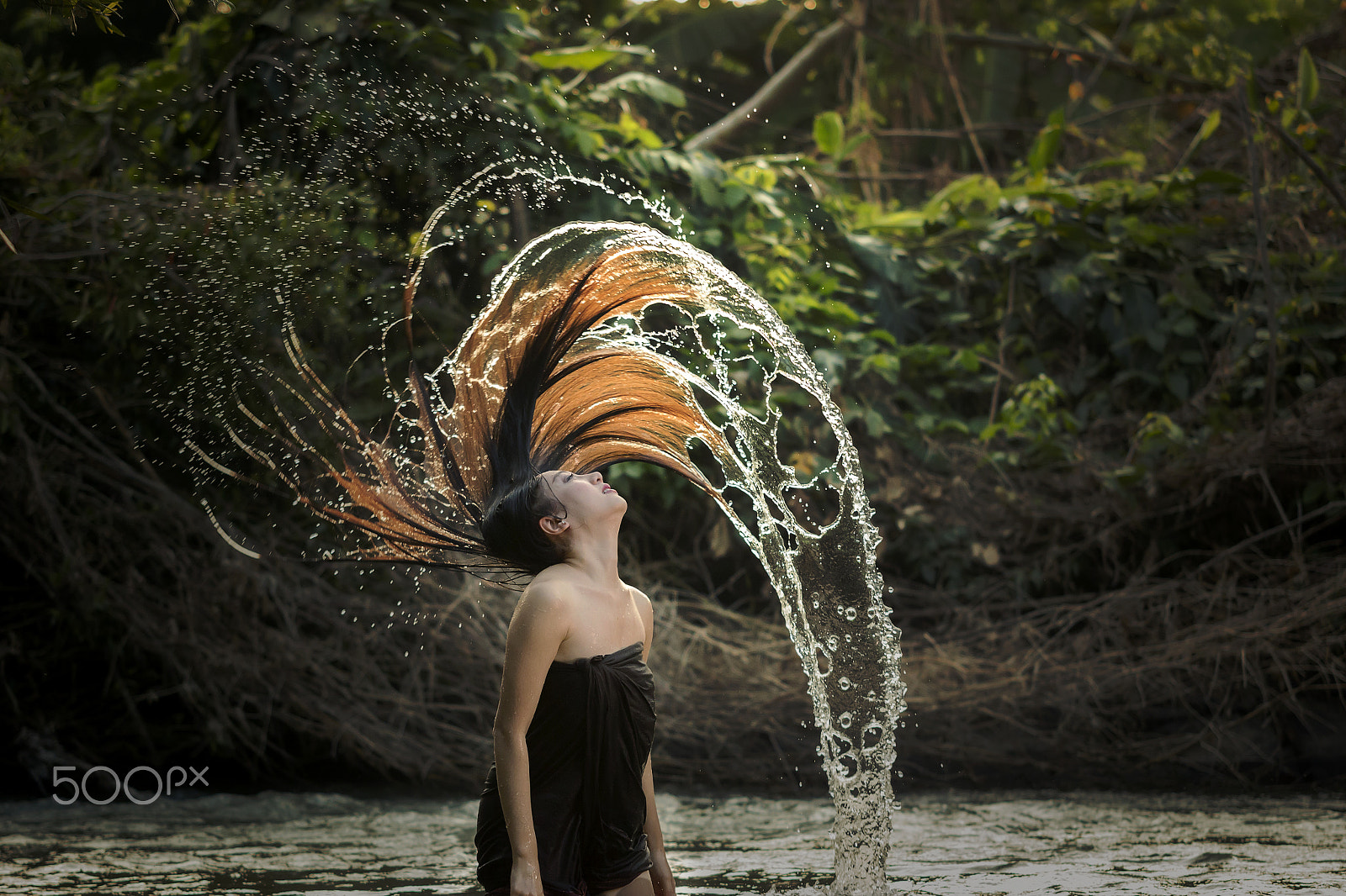 Sigma 70-200mm F2.8 EX DG OS HSM sample photo. Splashing. photography