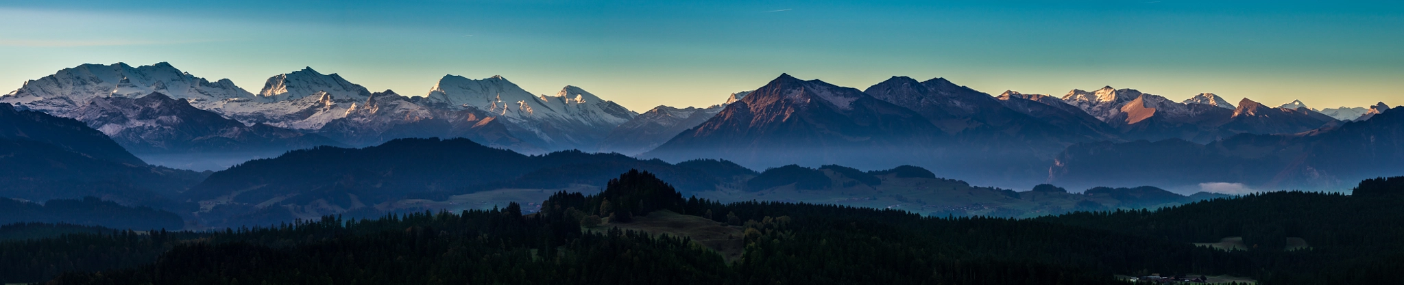 Canon EF-S 55-250mm F4-5.6 IS STM sample photo. Mountain range photography
