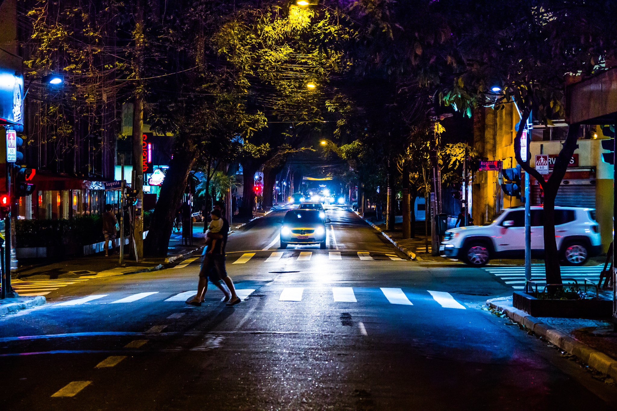Canon EOS 650D (EOS Rebel T4i / EOS Kiss X6i) sample photo. Alameda santos with rua augusta photography