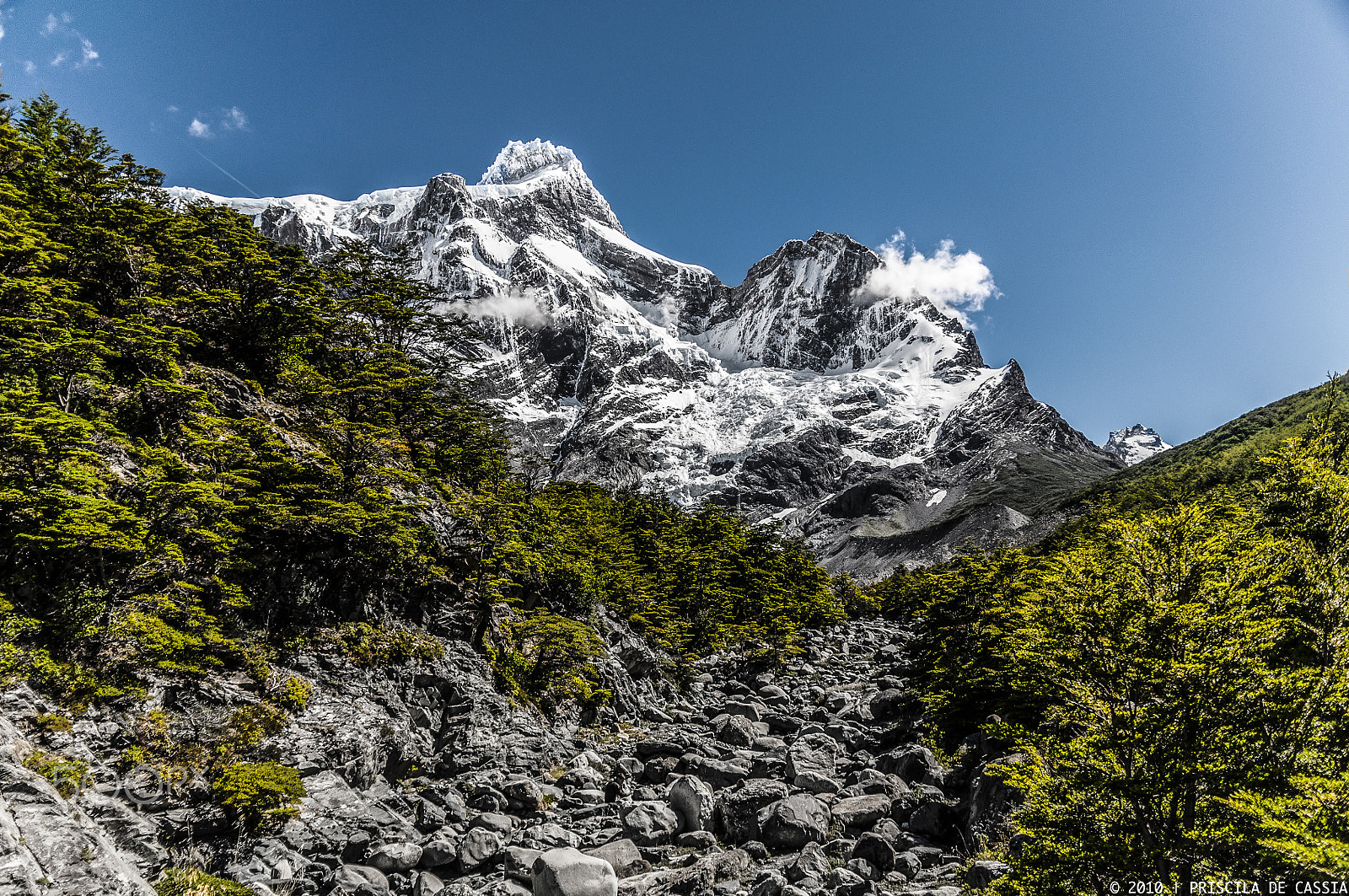 Nikon D90 + Sigma 18-50mm F2.8 EX DC Macro sample photo. Way to valle del francés photography