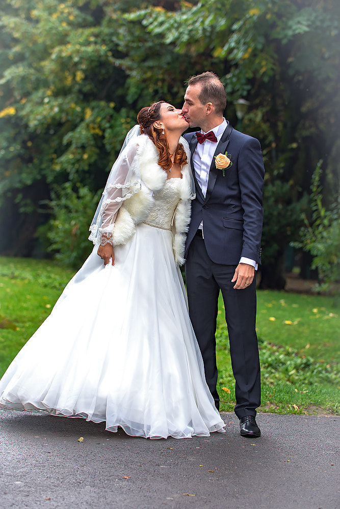 Nikon D7200 + Sigma 50-100mm F1.8 DC HSM Art sample photo. Little kiss! photography