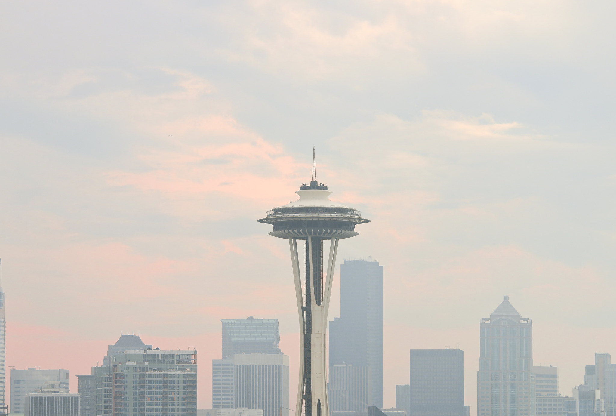 Canon EOS 70D + Sigma 70-200mm F2.8 EX DG OS HSM sample photo. Space needle photography