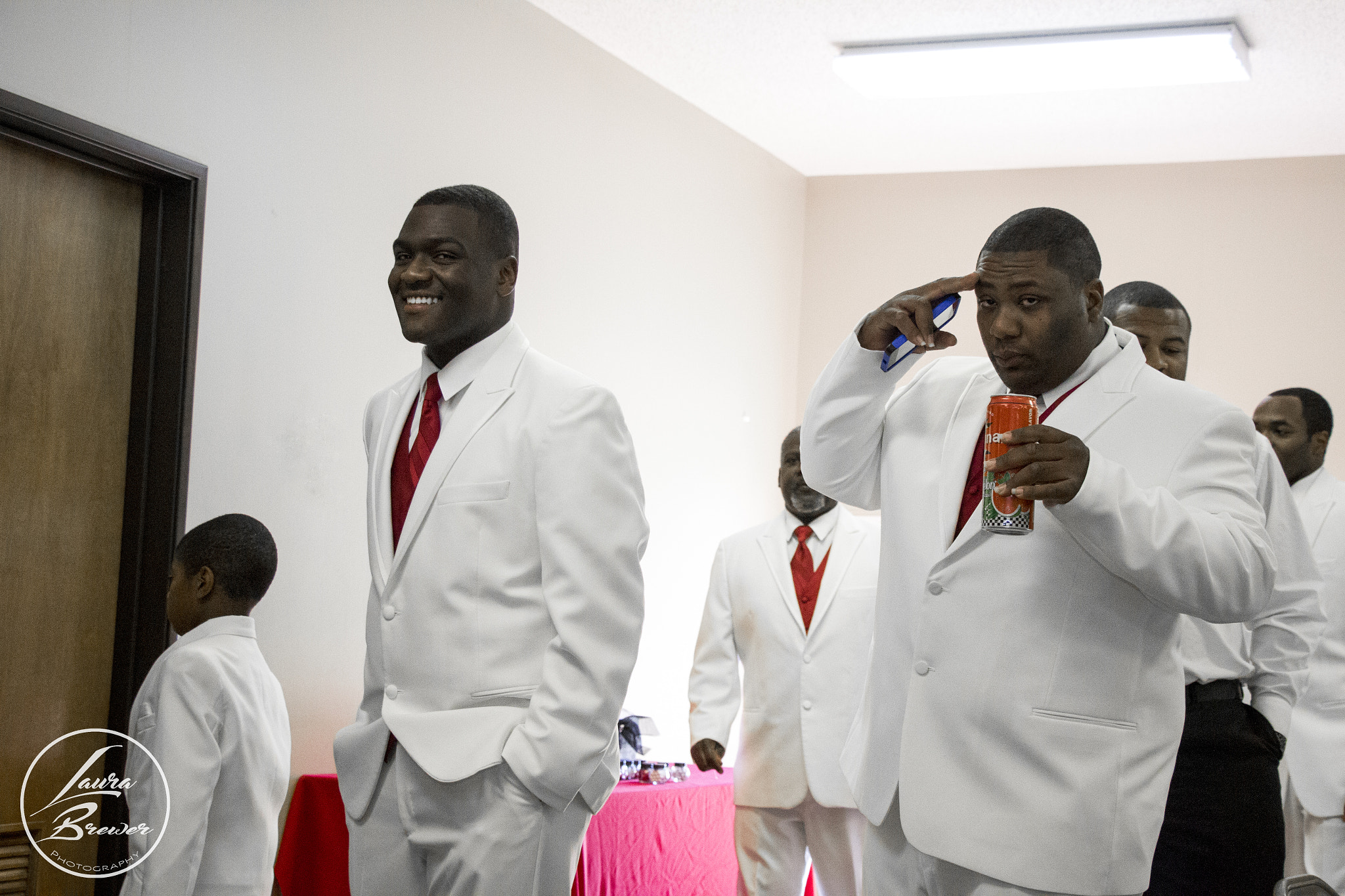 Canon EOS 1200D (EOS Rebel T5 / EOS Kiss X70 / EOS Hi) sample photo. Groomsmen photography