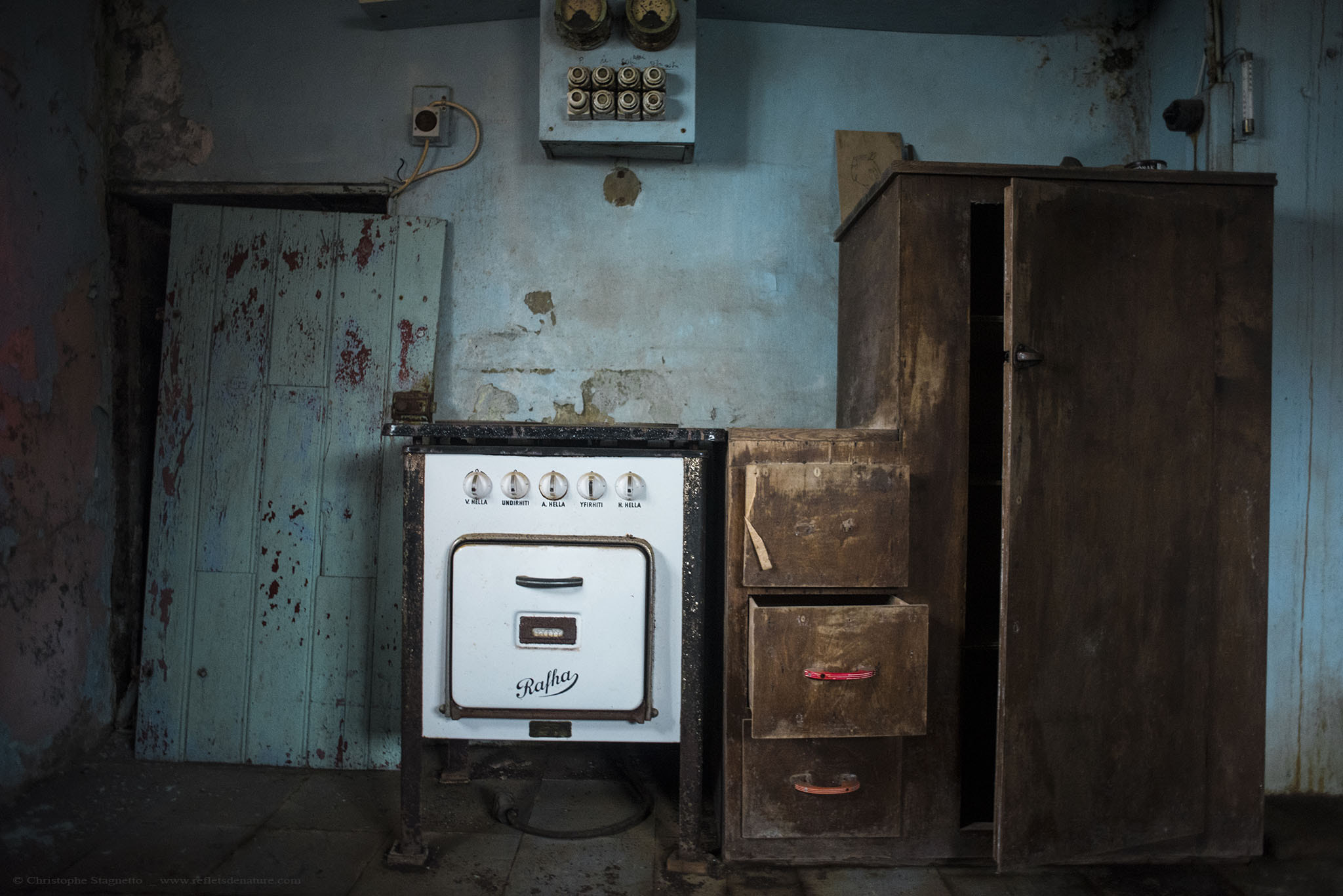 Nikon D750 + Nikon AF Nikkor 24mm F2.8D sample photo. Old icelandic farm photography