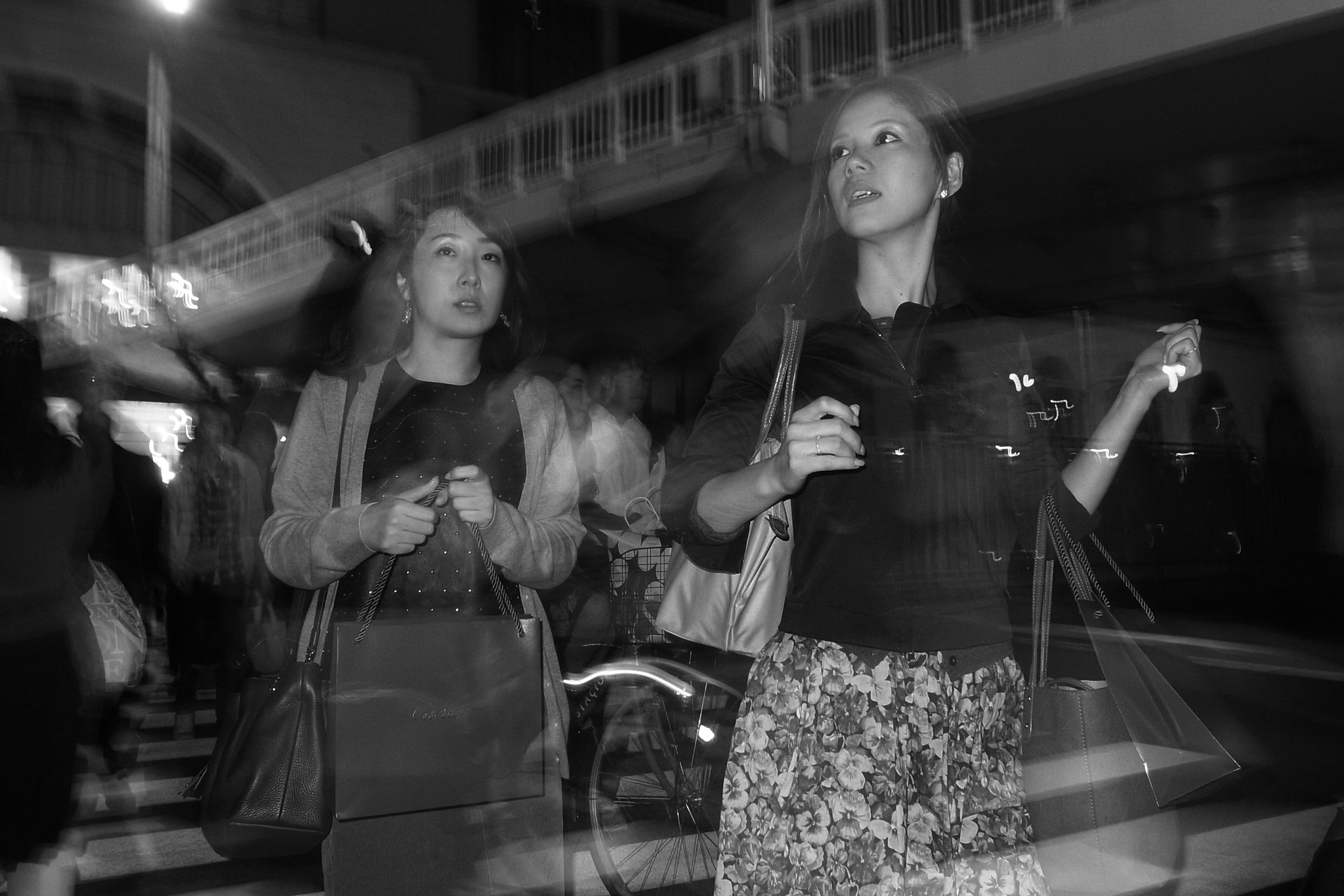 Ricoh GR DIGITAL 3 sample photo. Night life photography
