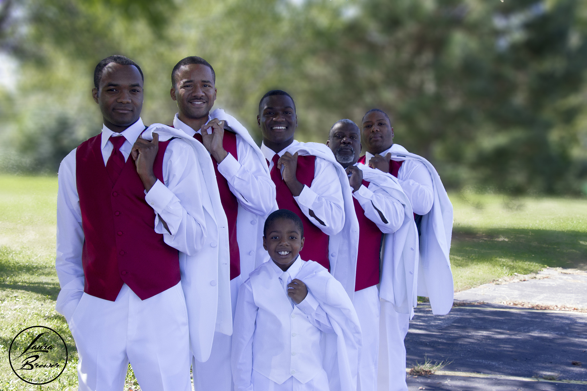 Canon EOS 1200D (EOS Rebel T5 / EOS Kiss X70 / EOS Hi) sample photo. Groomsmen group photography