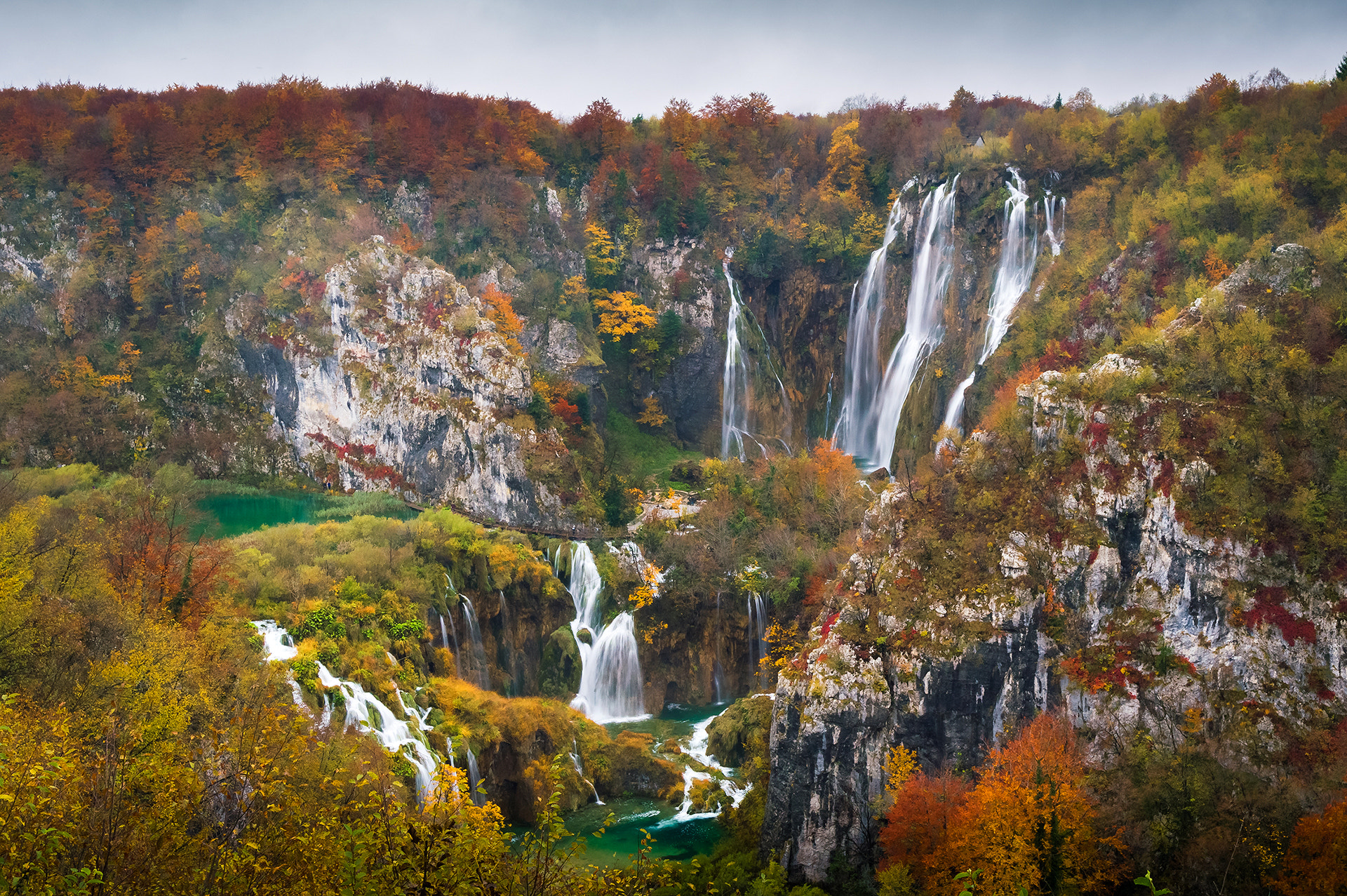 Samyang 16mm F2 ED AS UMC CS sample photo. Autumn symphony photography