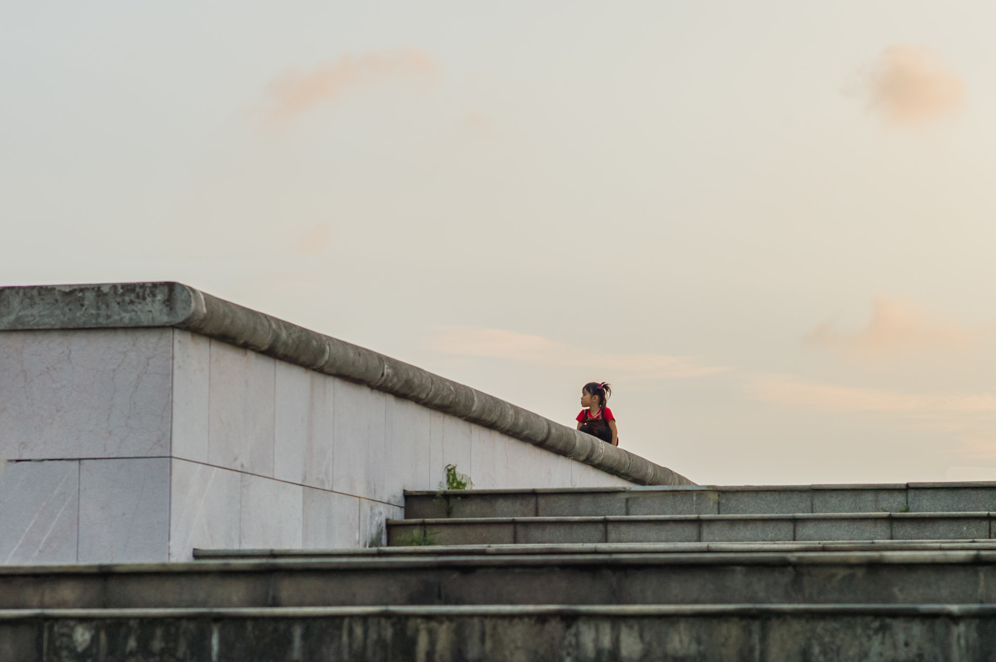 Leica M9 + Leica Summarit-M 75mm F2.5 sample photo. Waiting photography