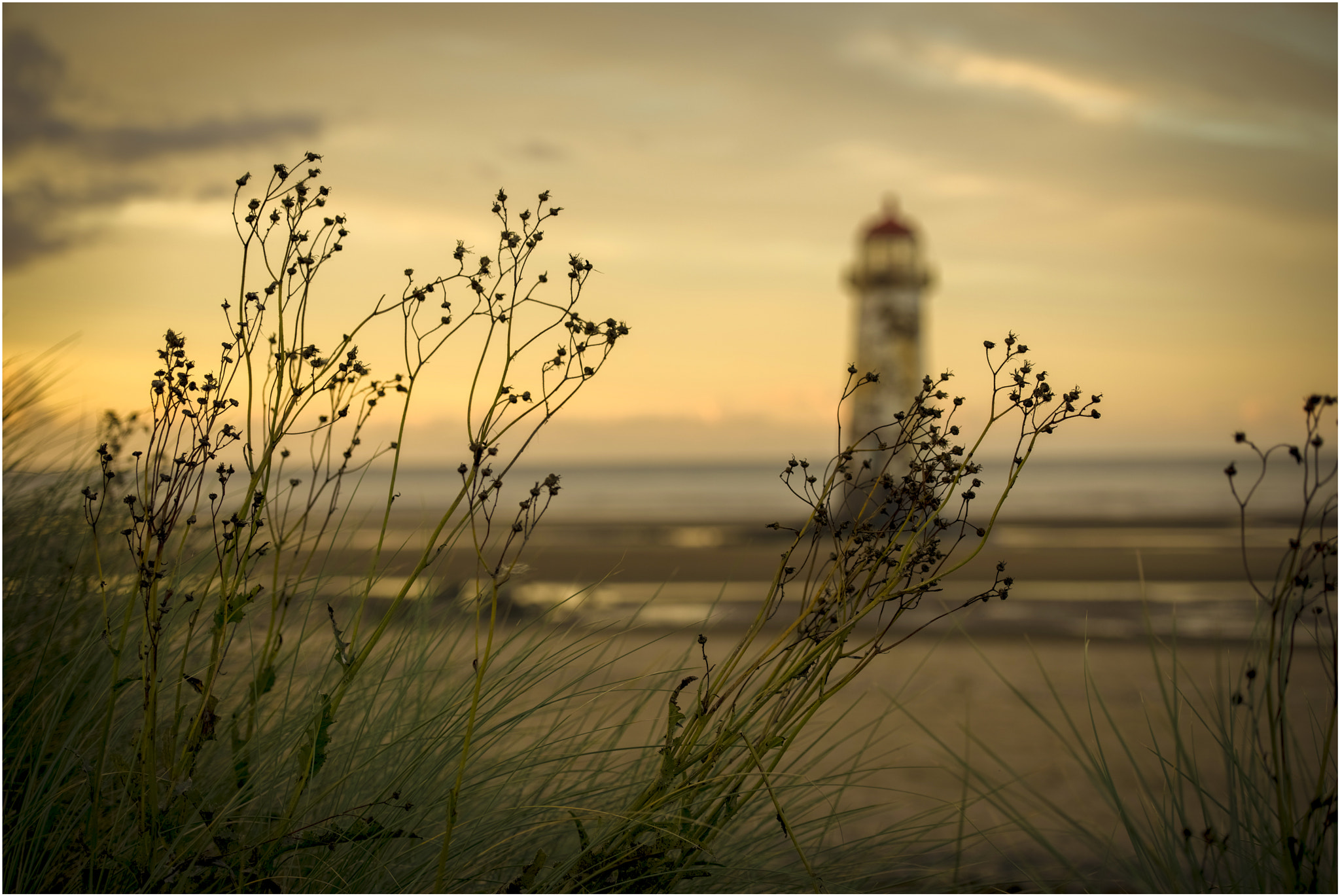 Tamron SP 70-200mm F2.8 Di VC USD sample photo. Talacre lighthouse photography