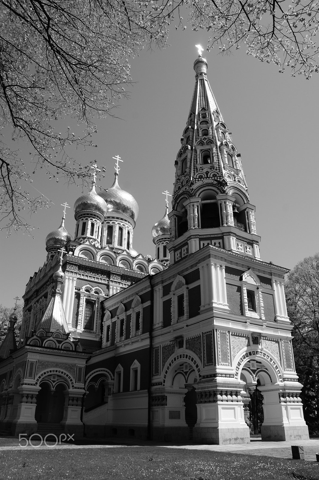 Sony DT 18-200mm F3.5-6.3 sample photo. The russian chirch in shipka photography