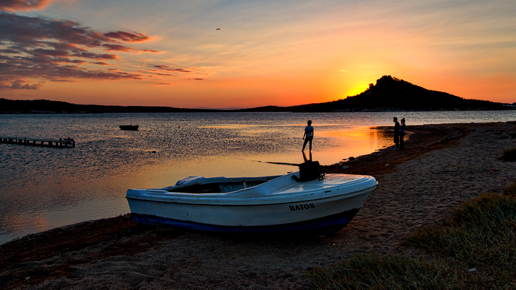 Sony a7 II + Sony FE 24-70mm F2.8 GM sample photo. Ayvalık'ta günbatımı photography