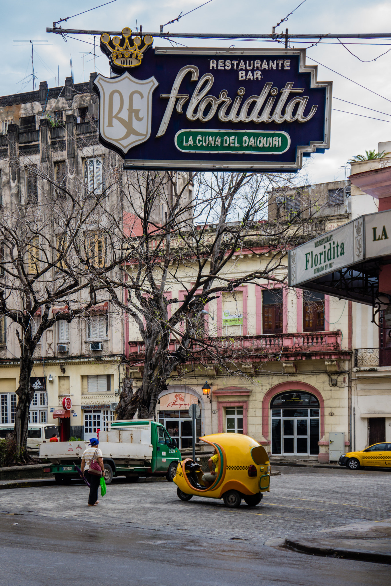 Hasselblad Lunar sample photo. Floridita havana cuba photography