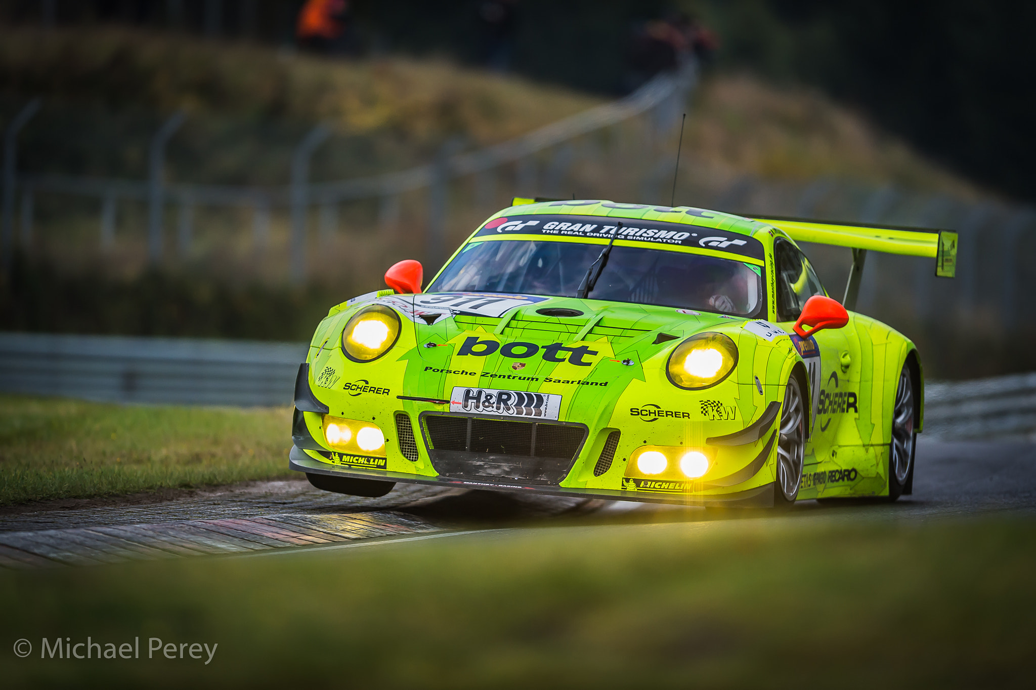 Nikon AF-S Nikkor 400mm F2.8G ED VR II sample photo. Porsche 911 gt3 r photography