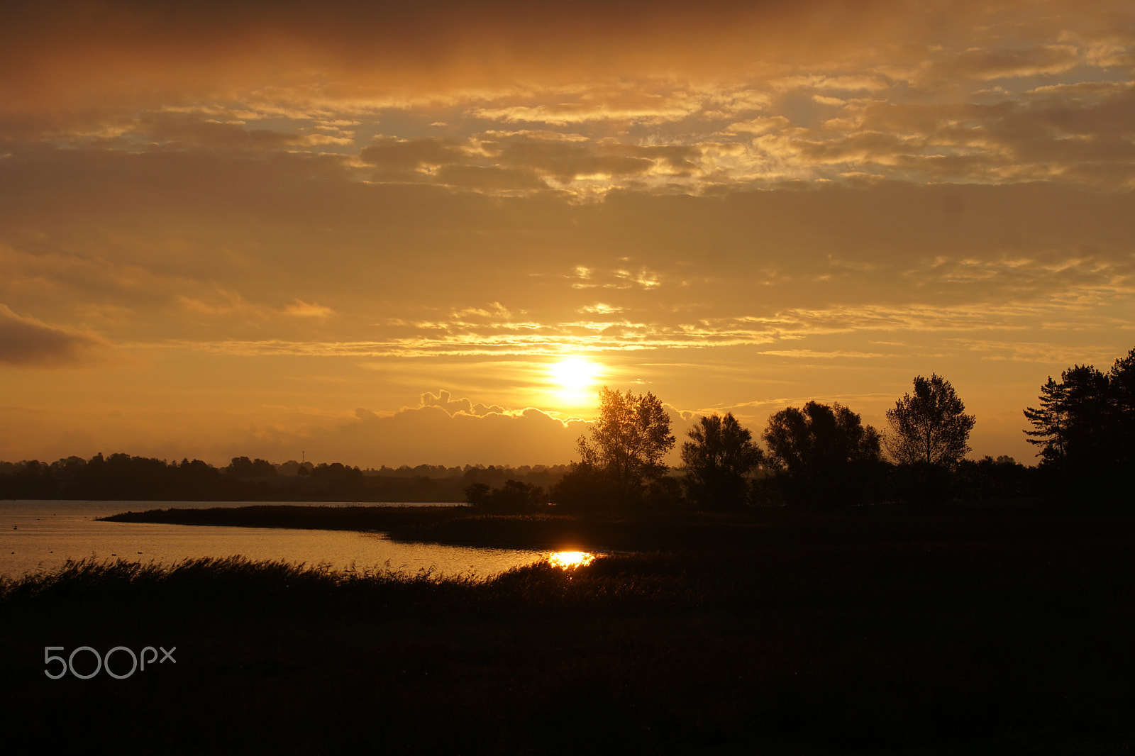 Sony DT 55-300mm F4.5-5.6 SAM sample photo. Sunrise photography