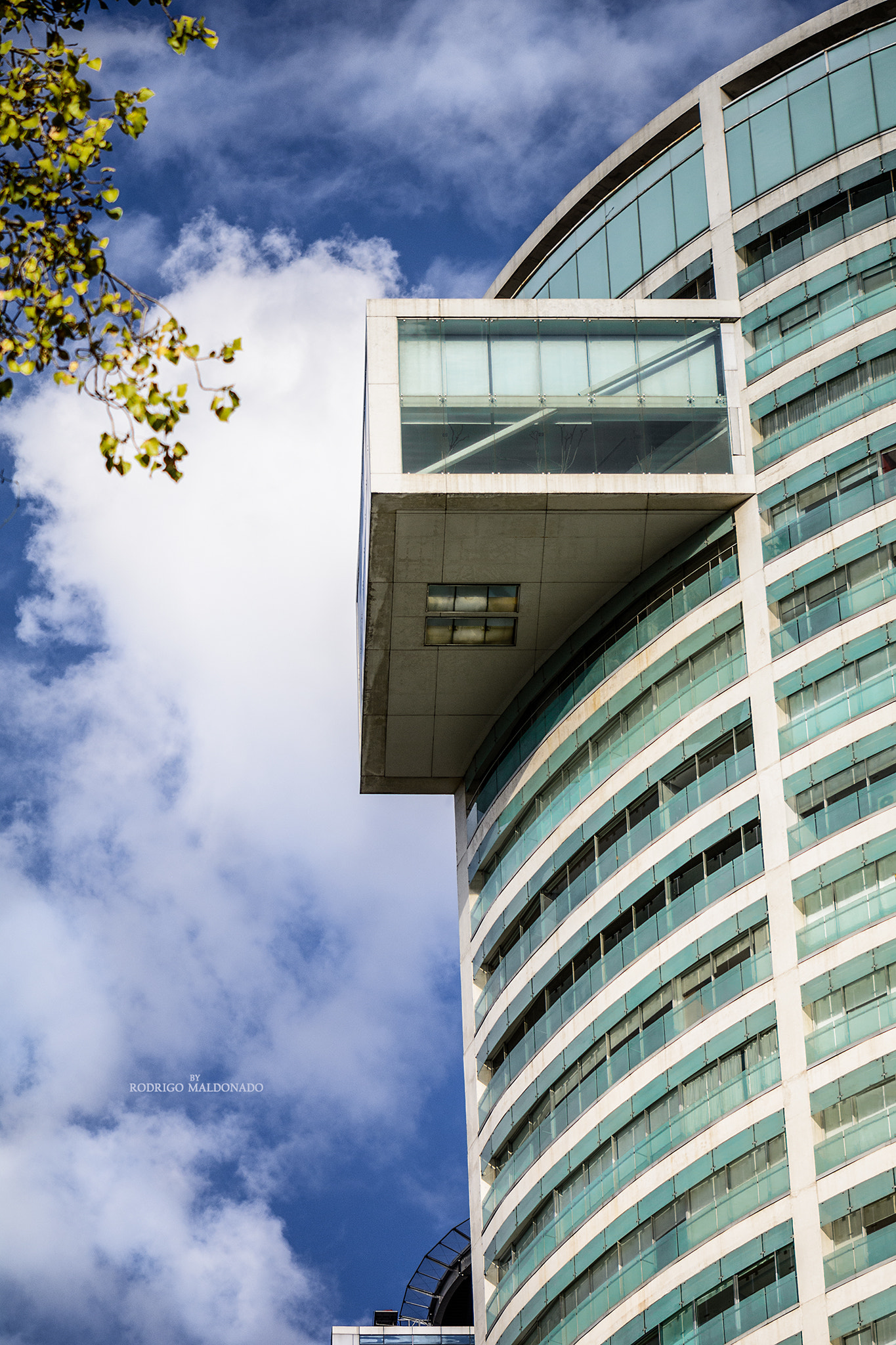 Nikon AF-S DX Micro-Nikkor 85mm F3.5G ED VR sample photo. Sky (architecture). photography