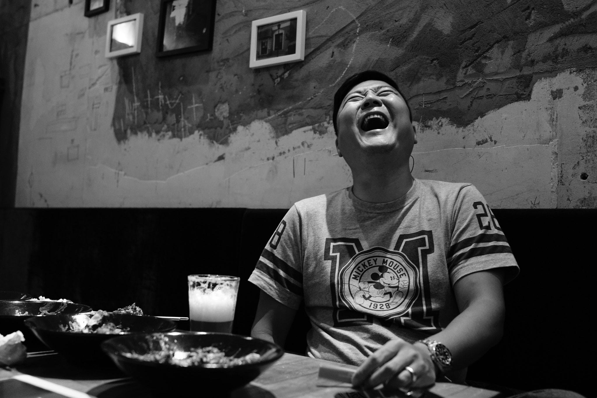 Sony 35mm F2.0 sample photo. 遇见.shanghai photography
