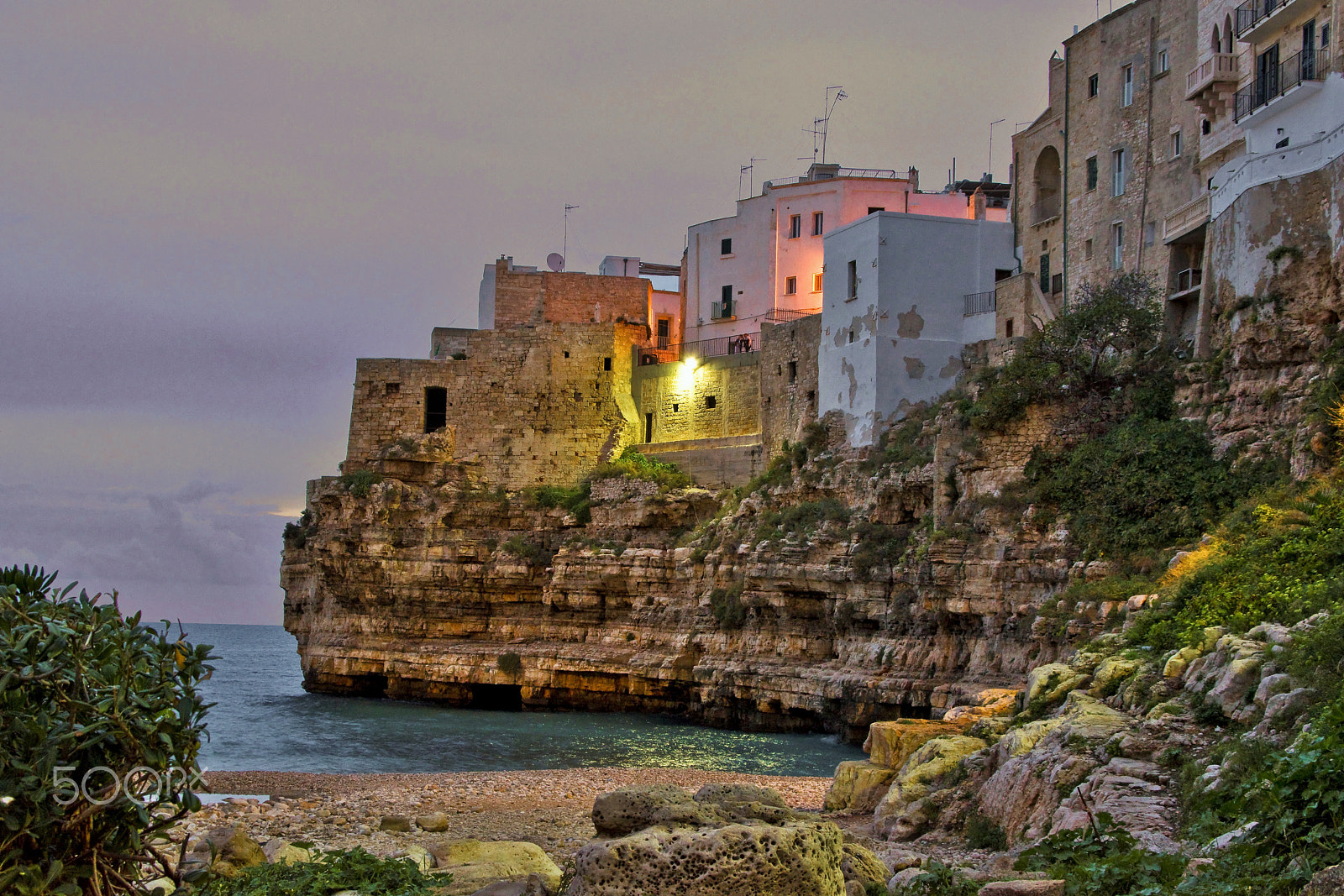 Sigma 28-300mm F3.5-6.3 DG Macro sample photo. Polignano by night photography