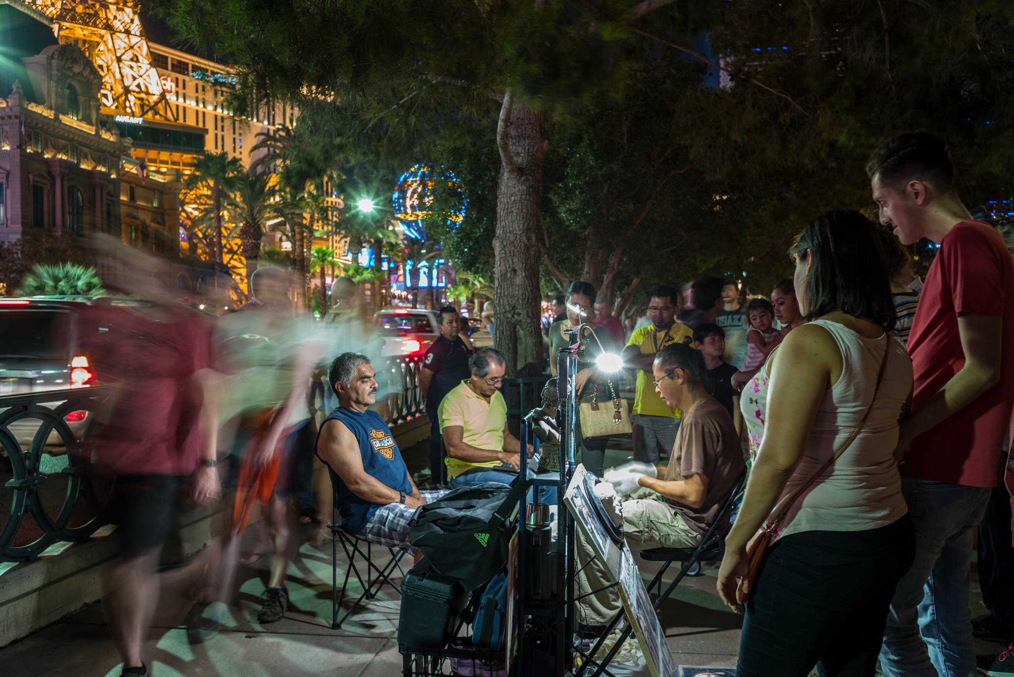 Leica Elmarit-M 28mm F2.8 ASPH sample photo. Artist at night photography